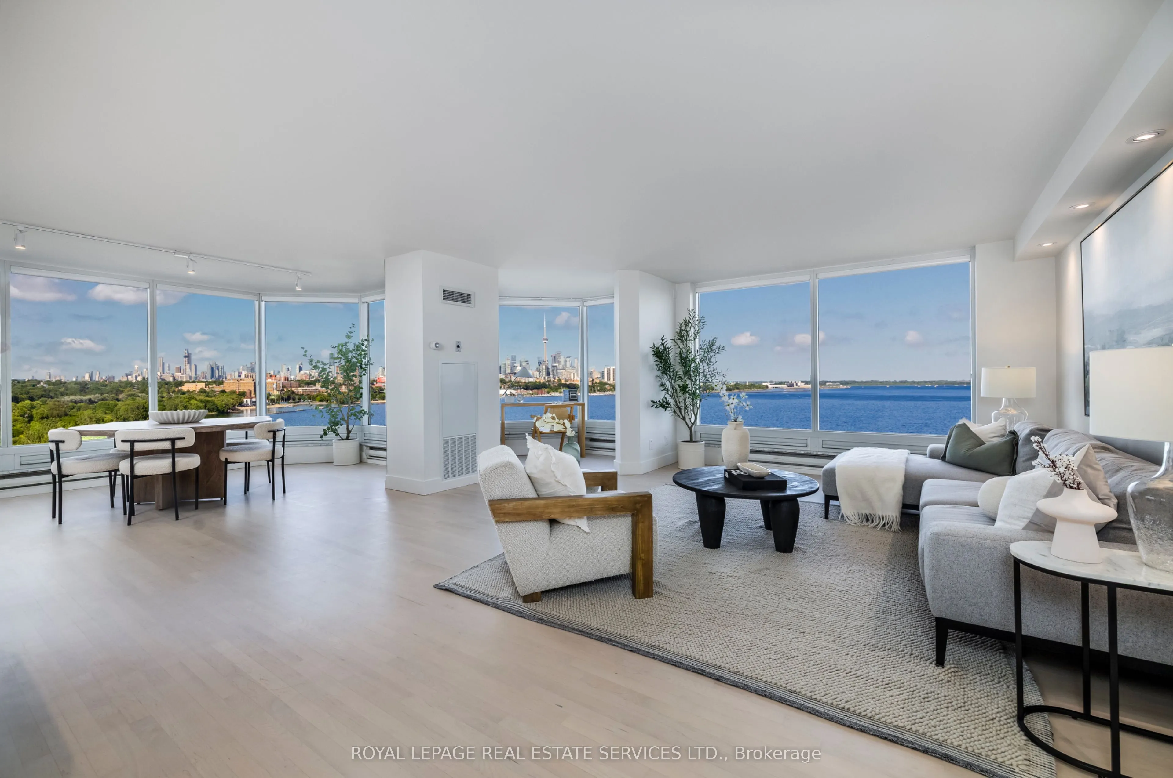 1 Palace Pier Court, #1203