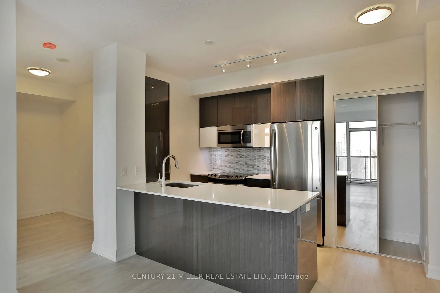 56 Annie Craig Drive S, #2009