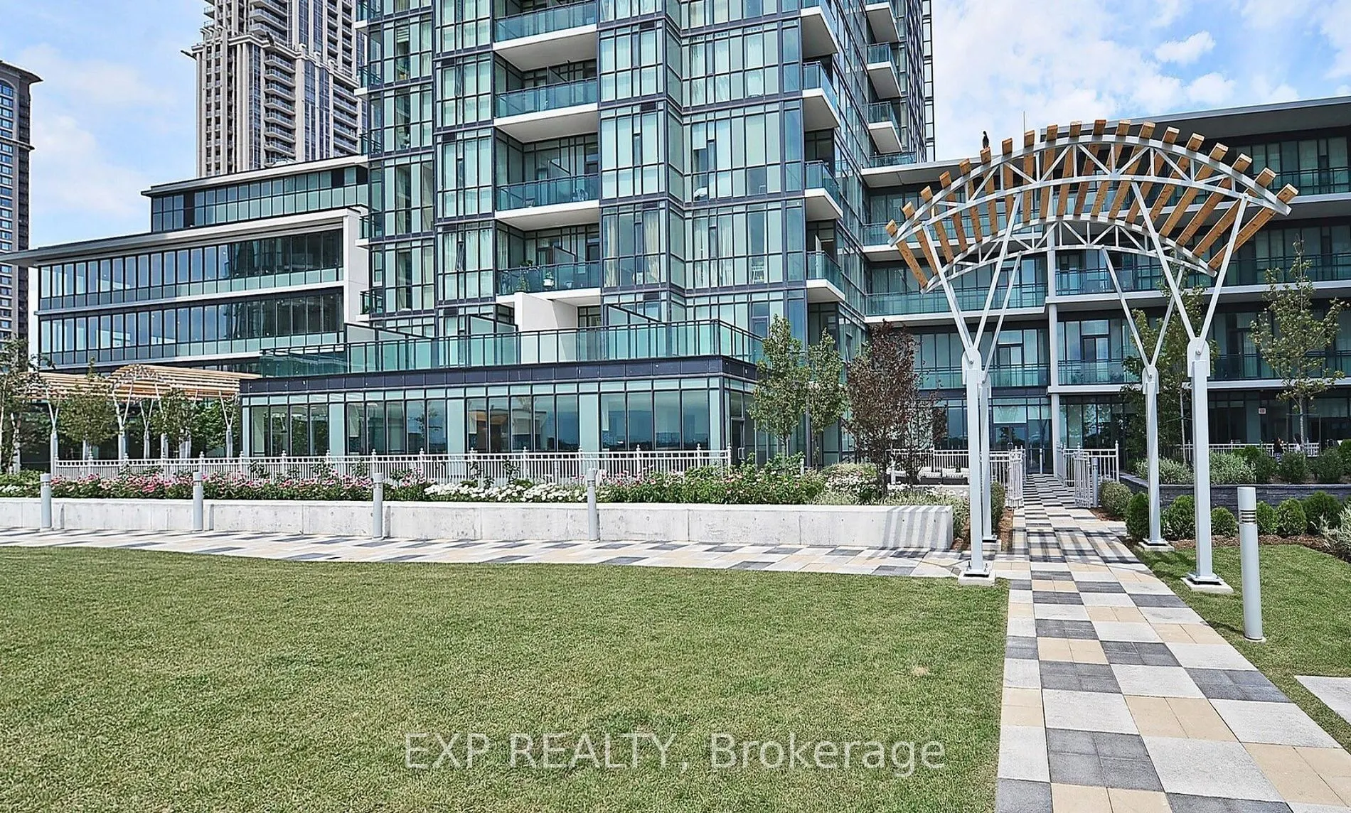 4070 Confederation Parkway SE, #PH2