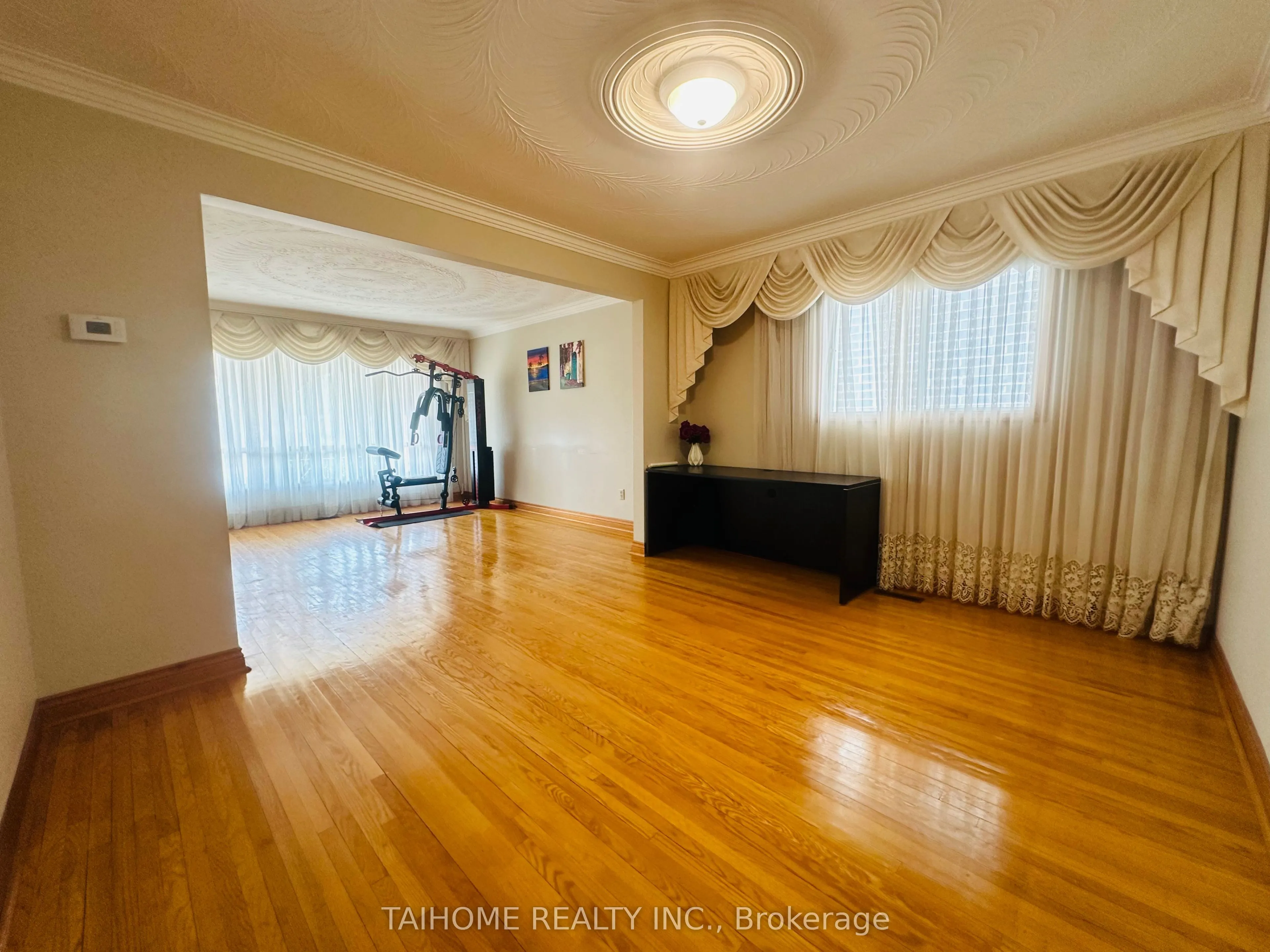 639 Royal York Road