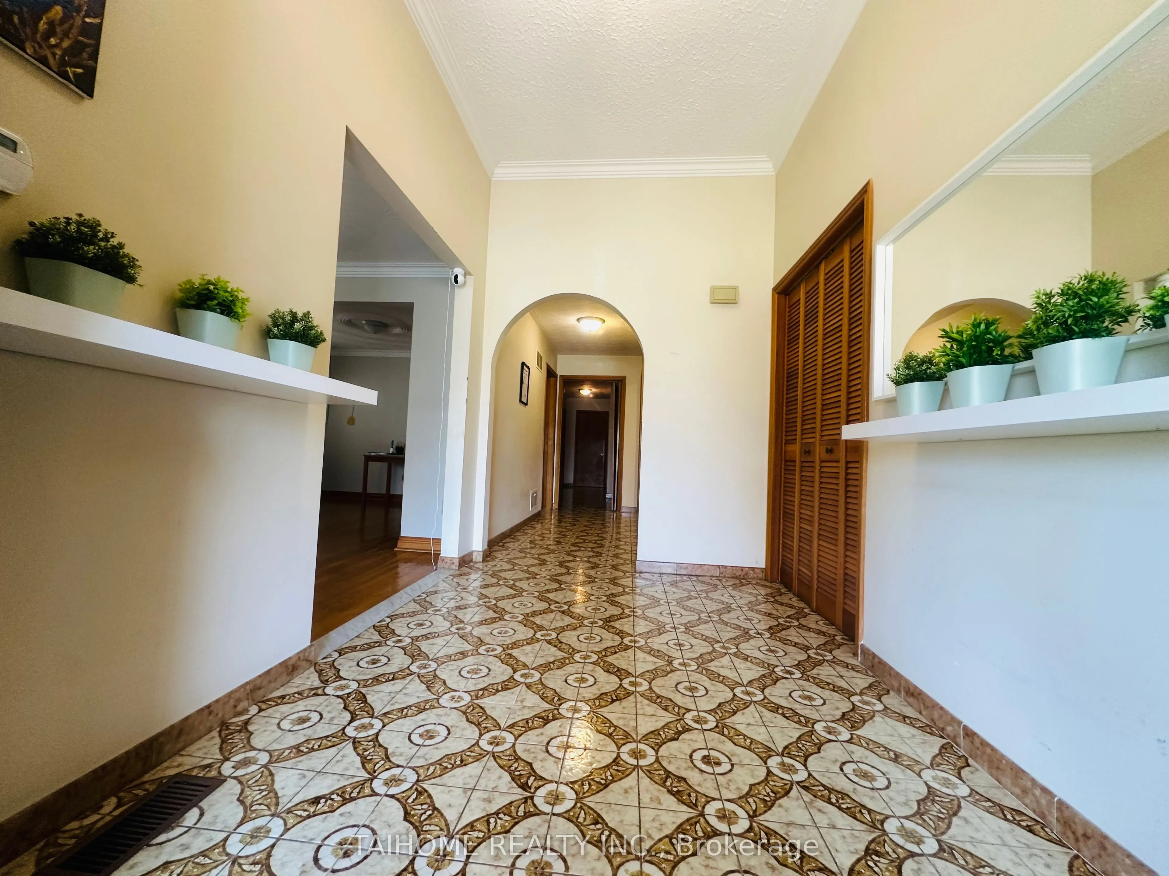 639 Royal York Road