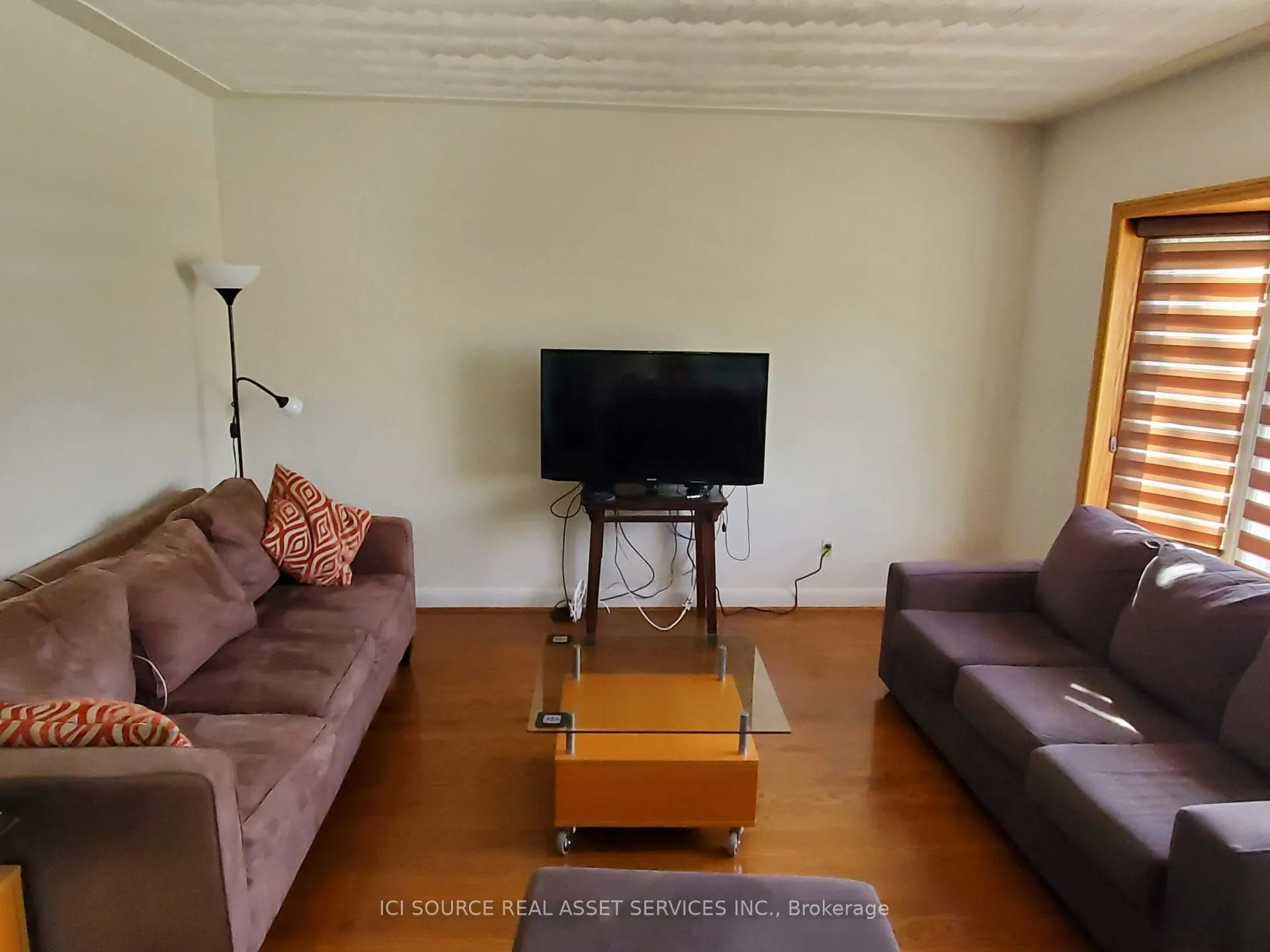412 Mountainview Drive, #Main Floor
