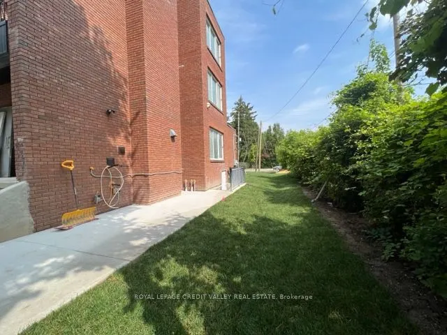 504 Guelph Street