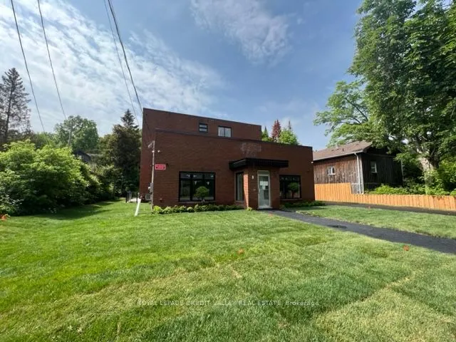 504 Guelph Street
