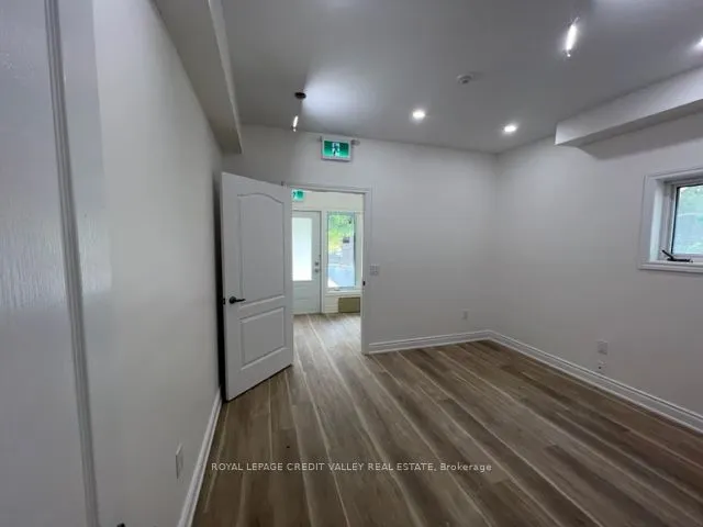 504 Guelph Street