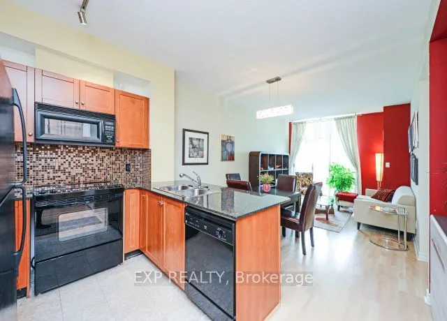 1359 Rathburn Road E, #904