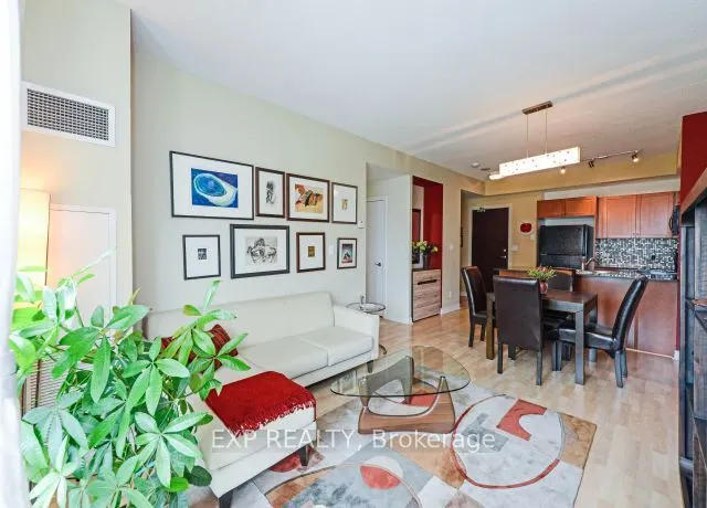 1359 Rathburn Road E, #904
