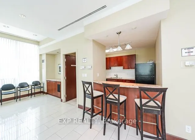 1359 Rathburn Road E, #904