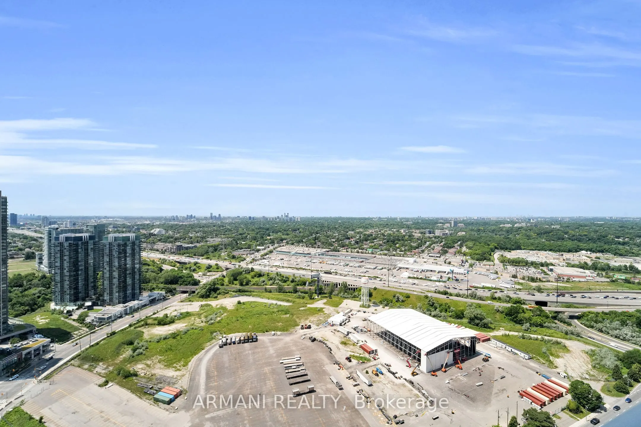 33 Shore Breeze Drive W, #3902