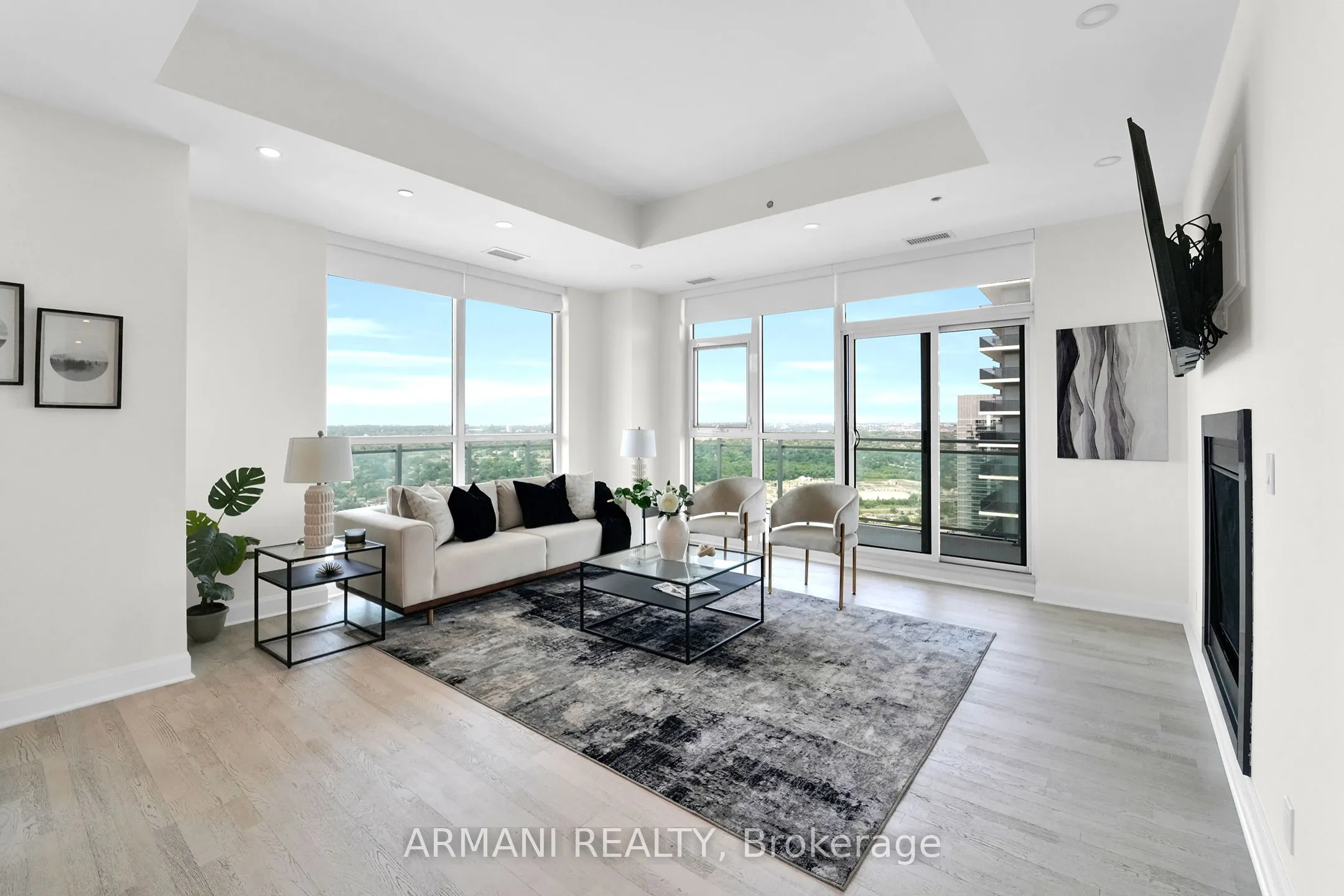 33 Shore Breeze Drive W, #3902