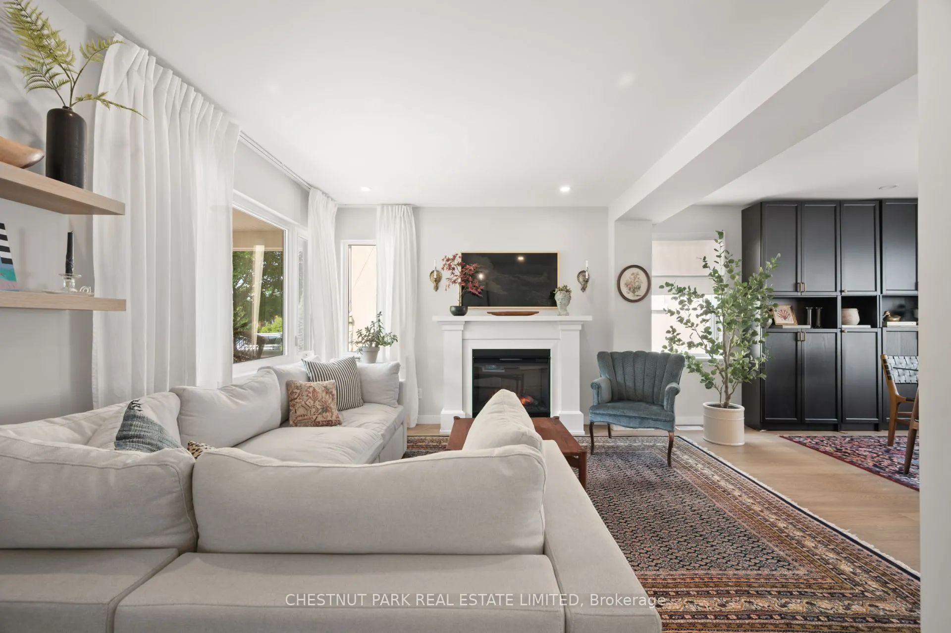 6 Springbrook Gardens