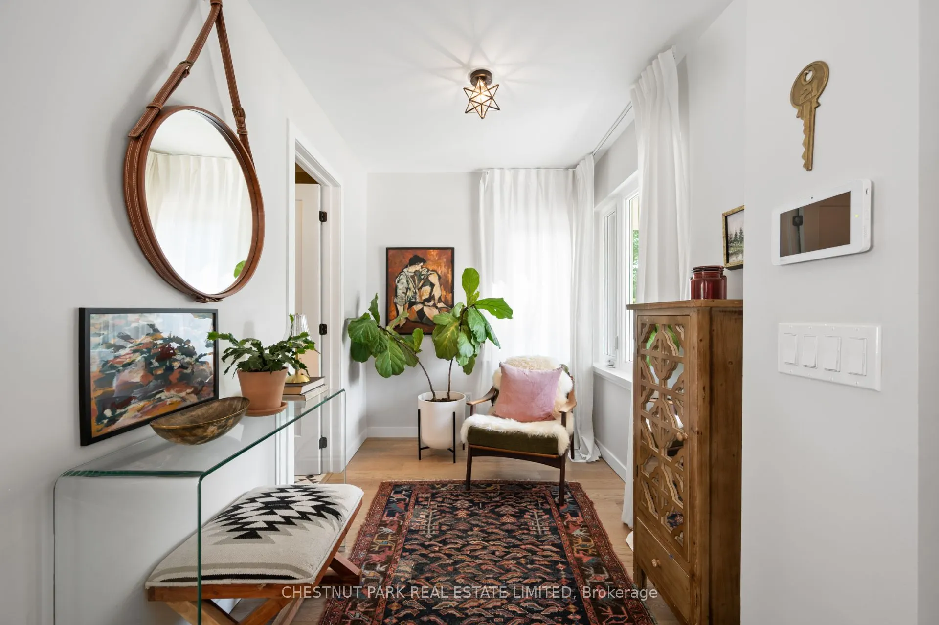 6 Springbrook Gardens