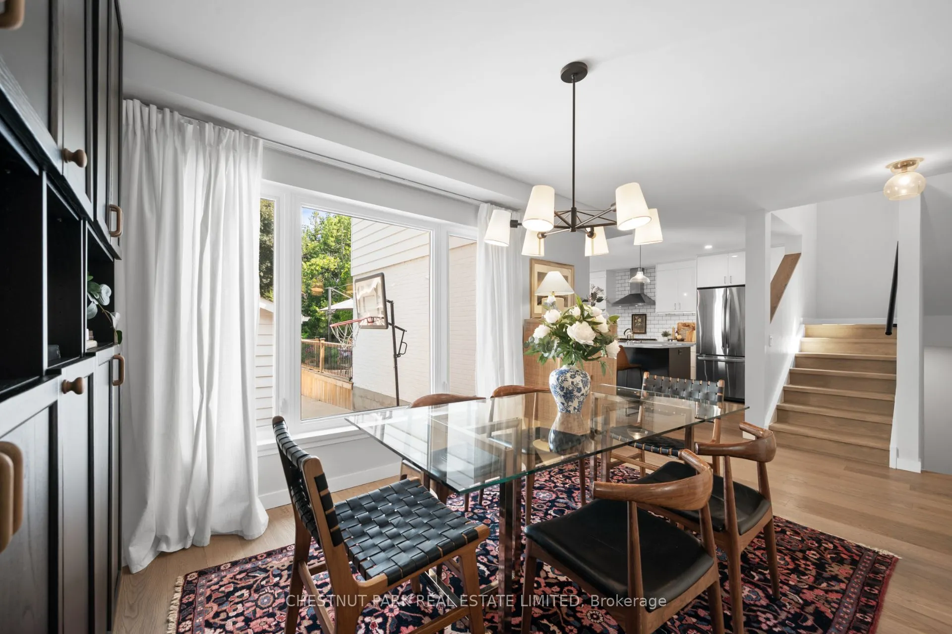 6 Springbrook Gardens