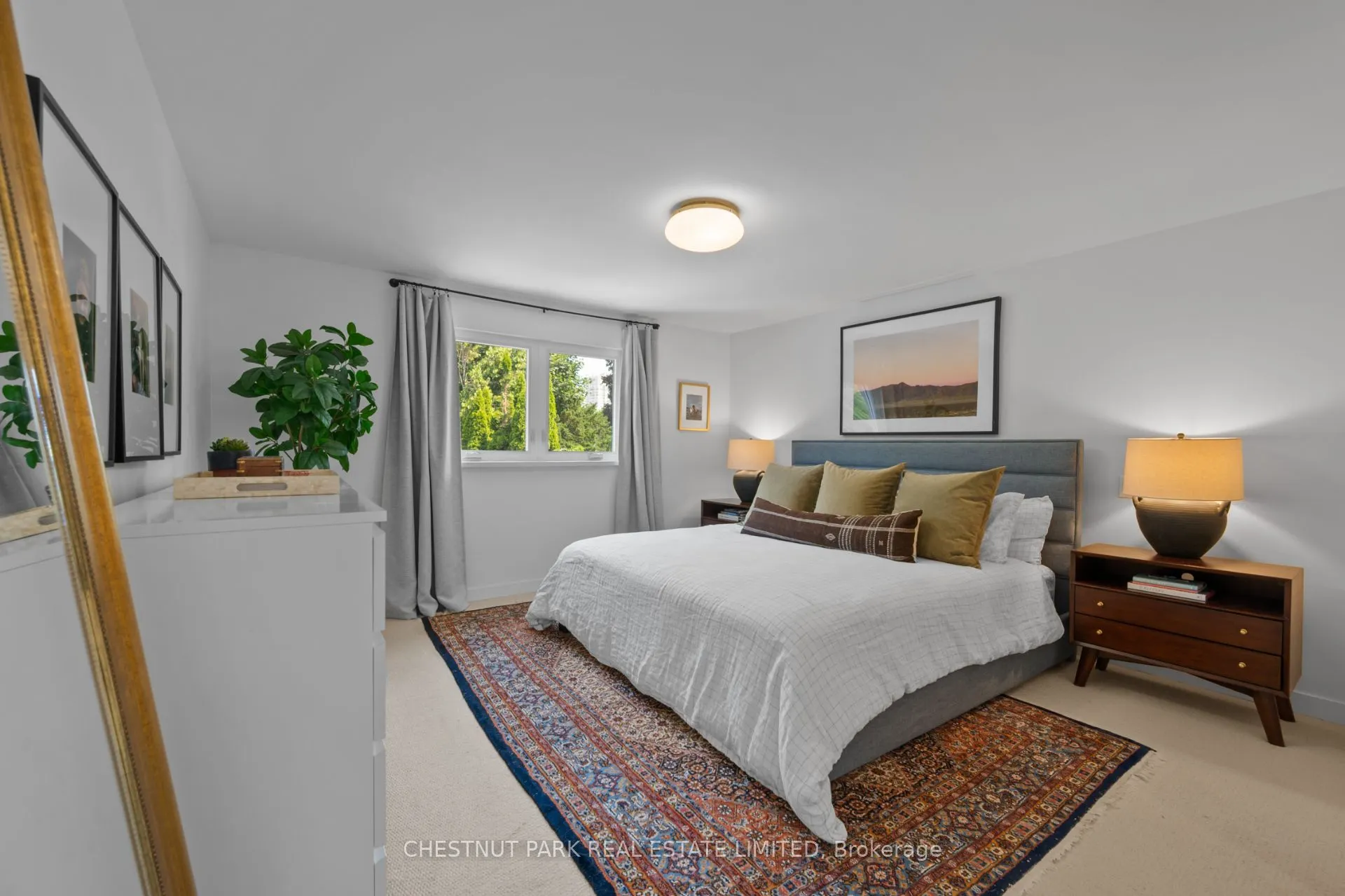6 Springbrook Gardens