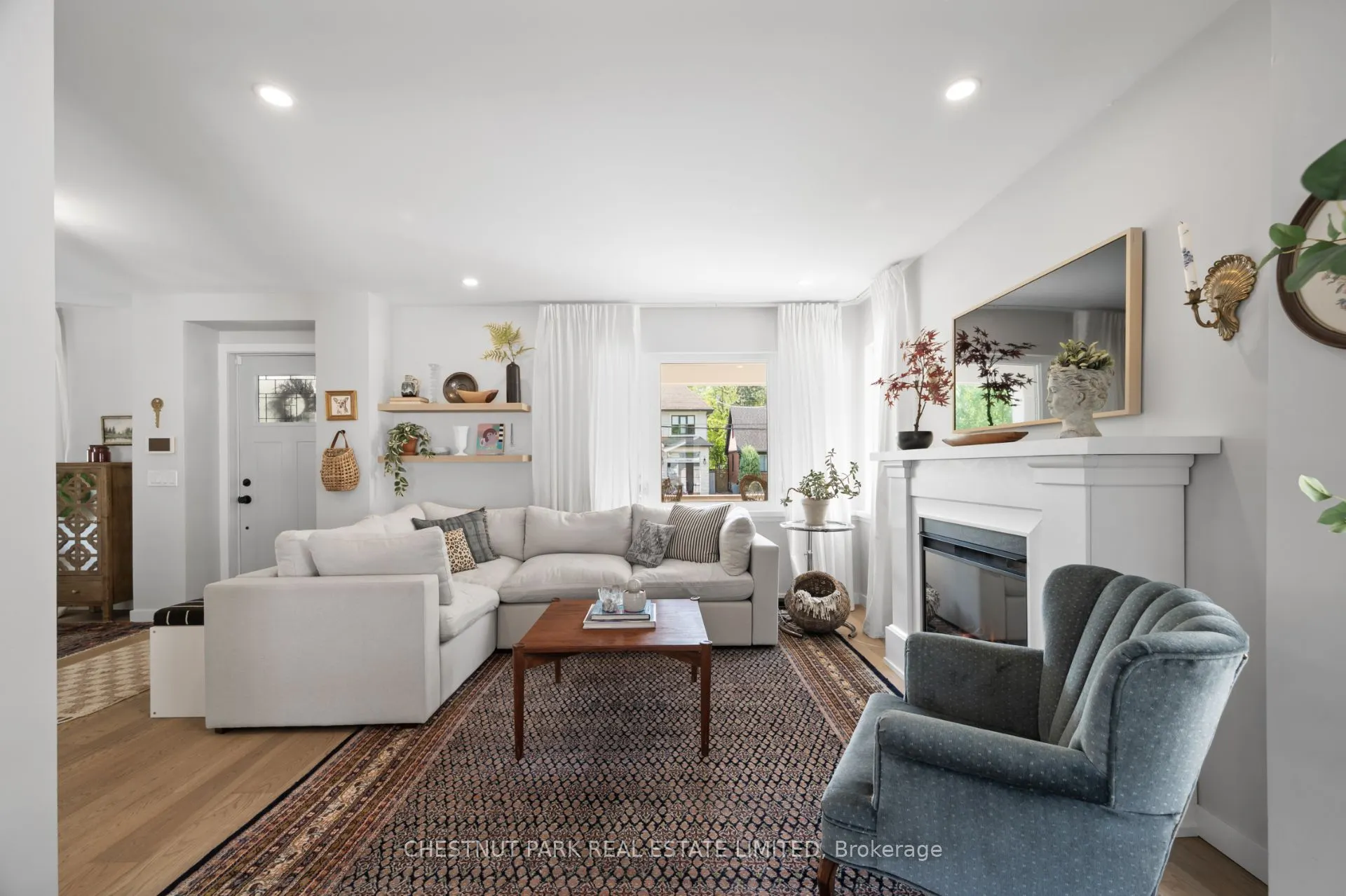 6 Springbrook Gardens