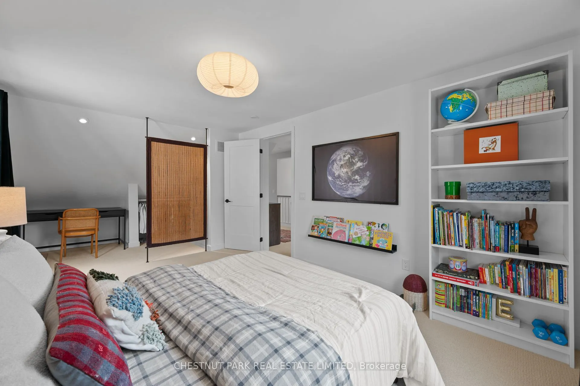 6 Springbrook Gardens