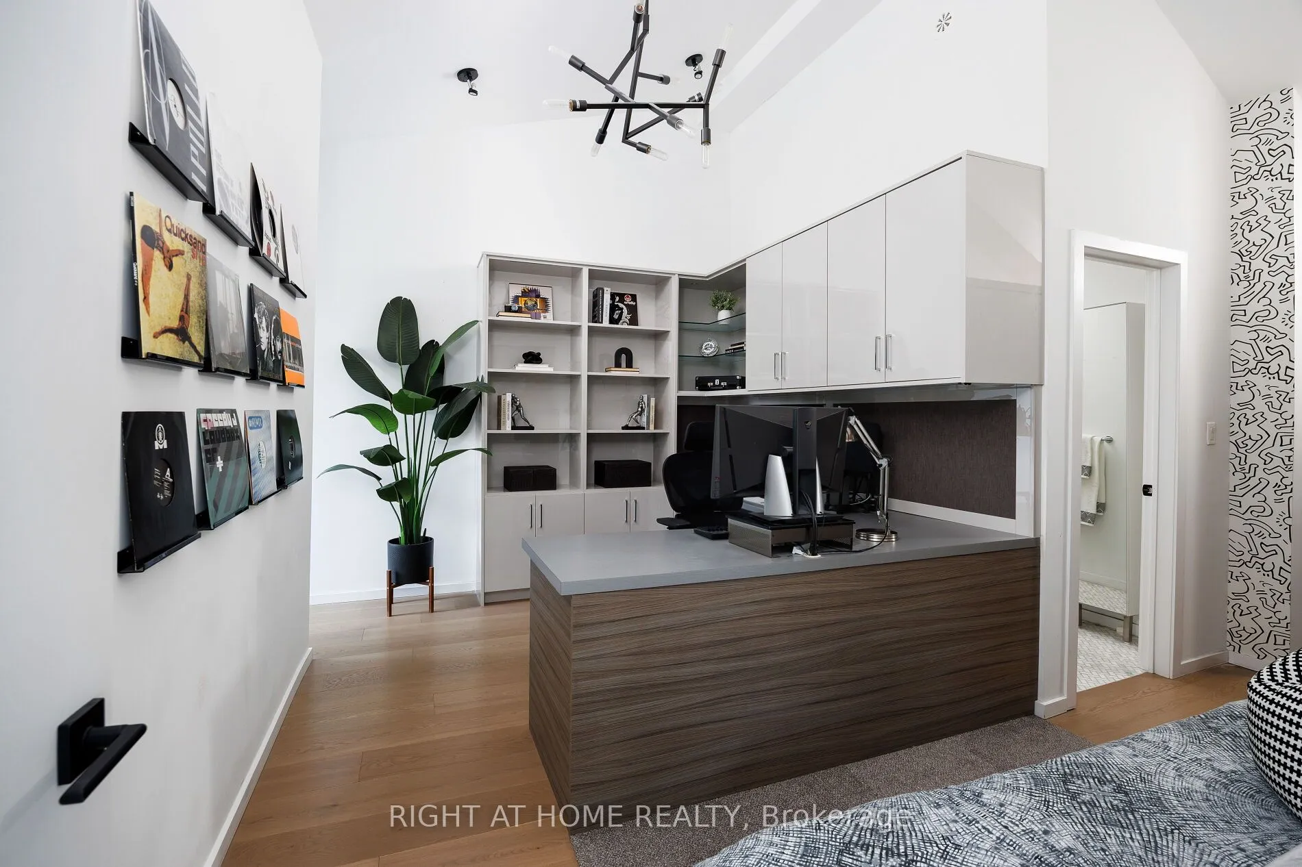 50 Bartlett Avenue, #4