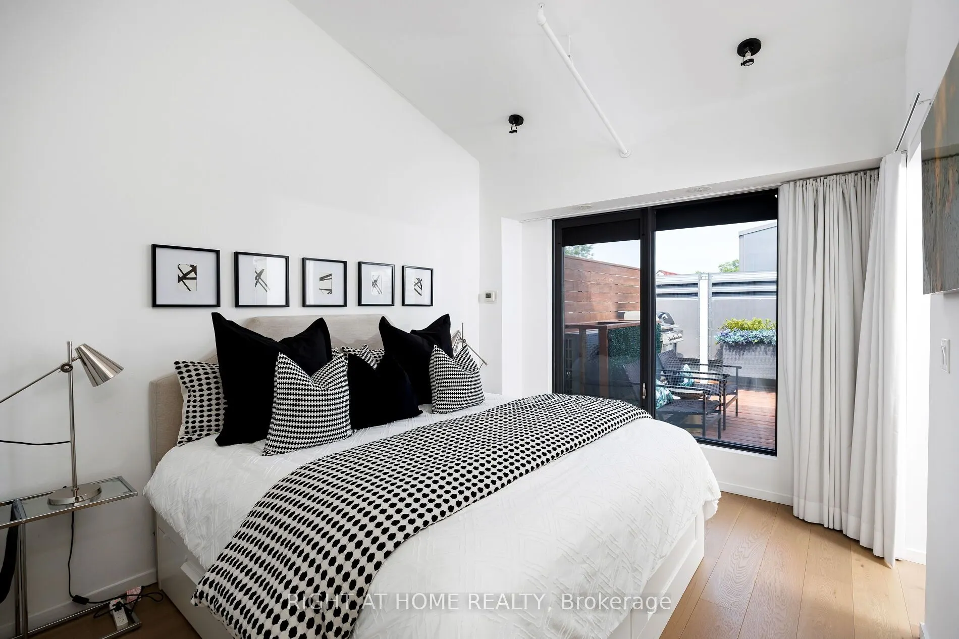 50 Bartlett Avenue, #4