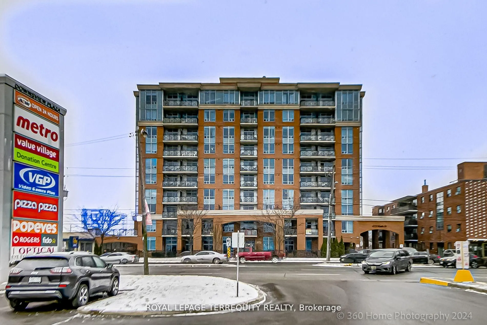 2772 Keele Street, #101