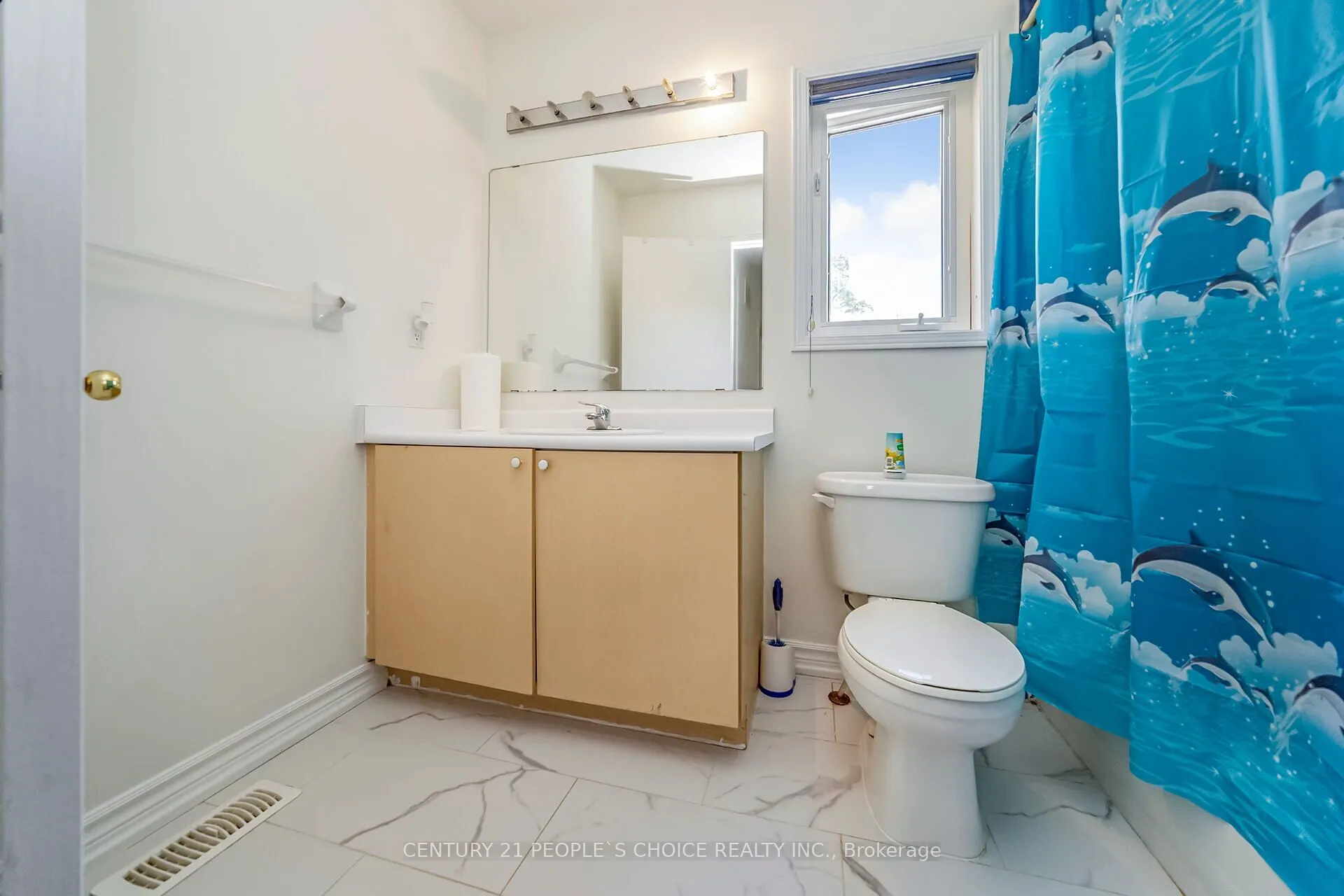 5255 Guildwood Way, #70