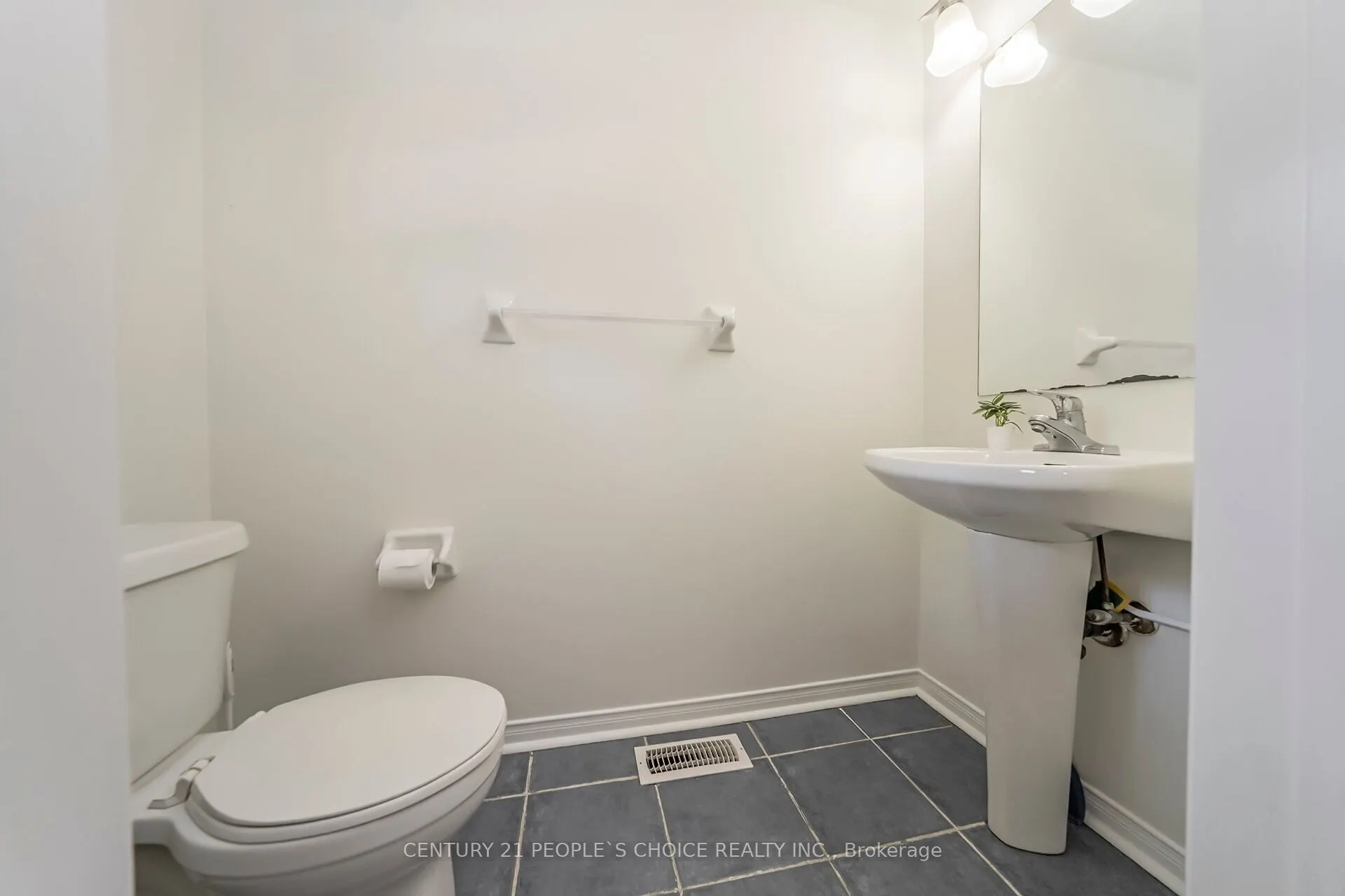 5255 Guildwood Way, #70