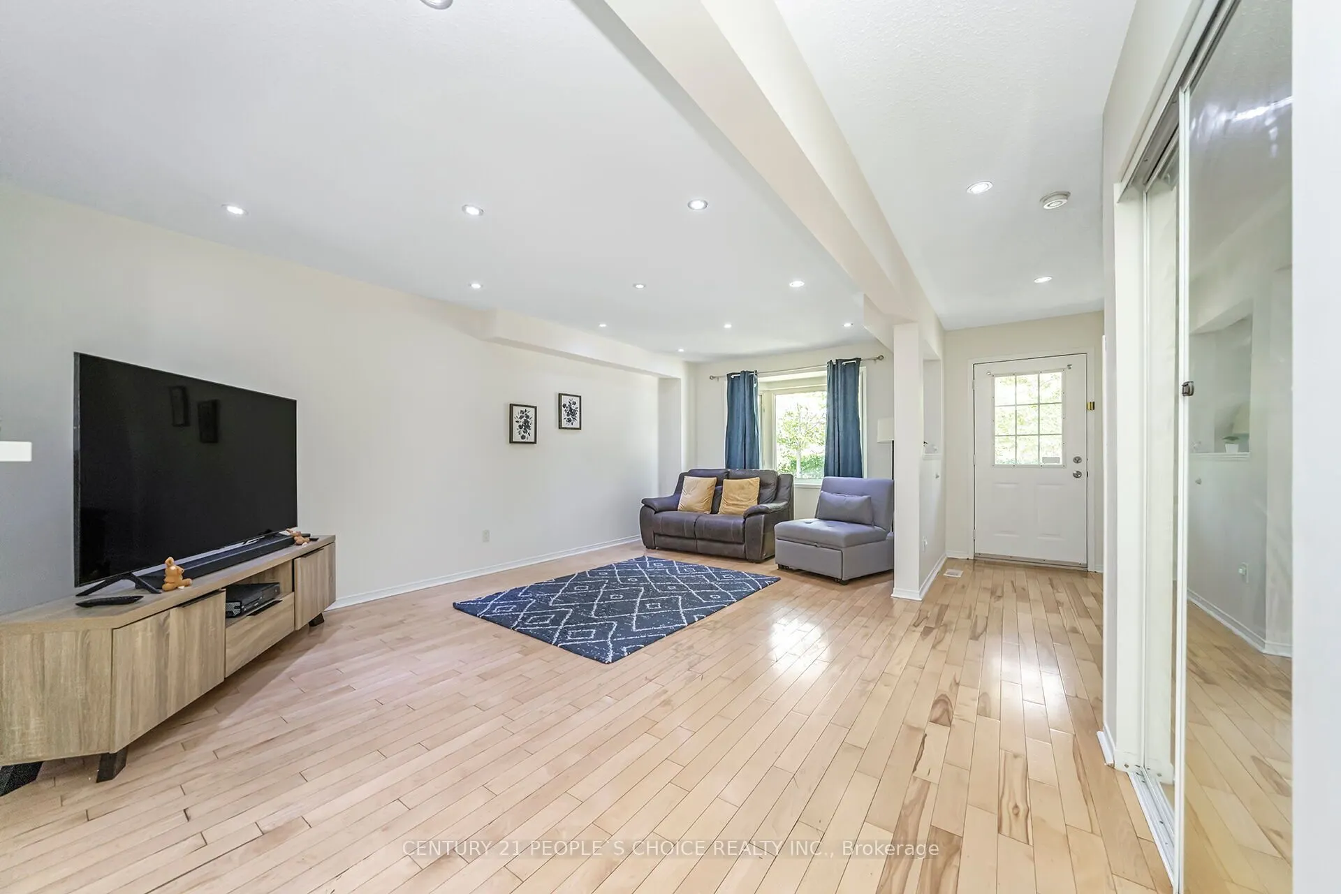 5255 Guildwood Way, #70