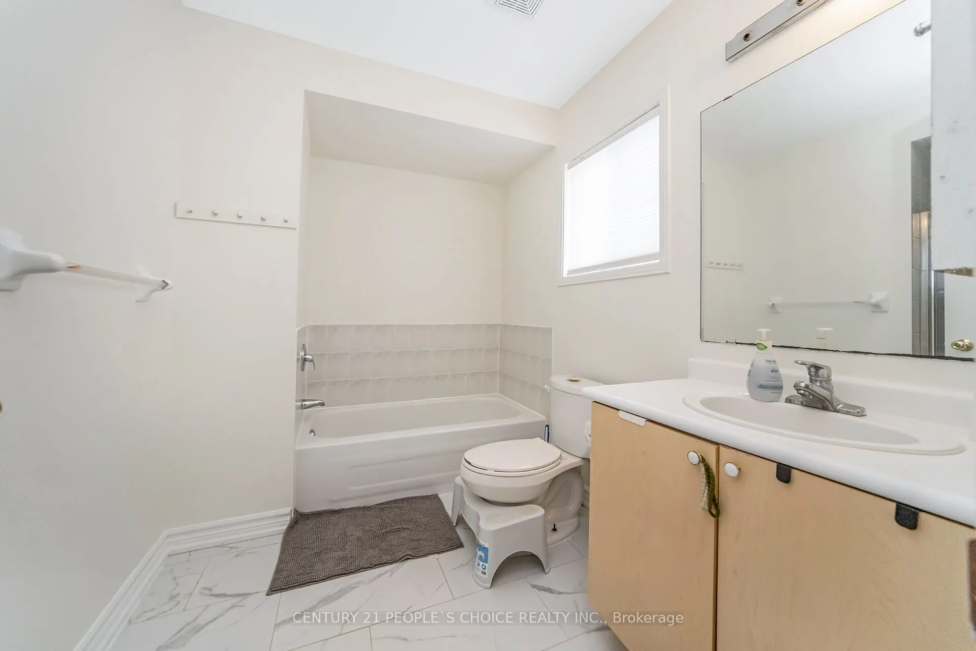 5255 Guildwood Way, #70