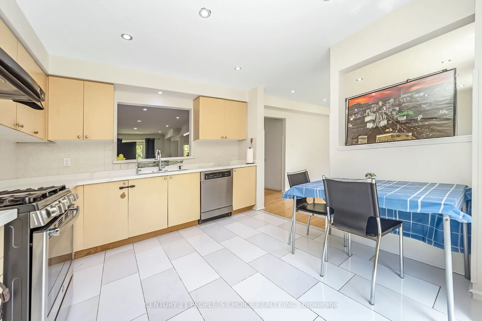 5255 Guildwood Way, #70