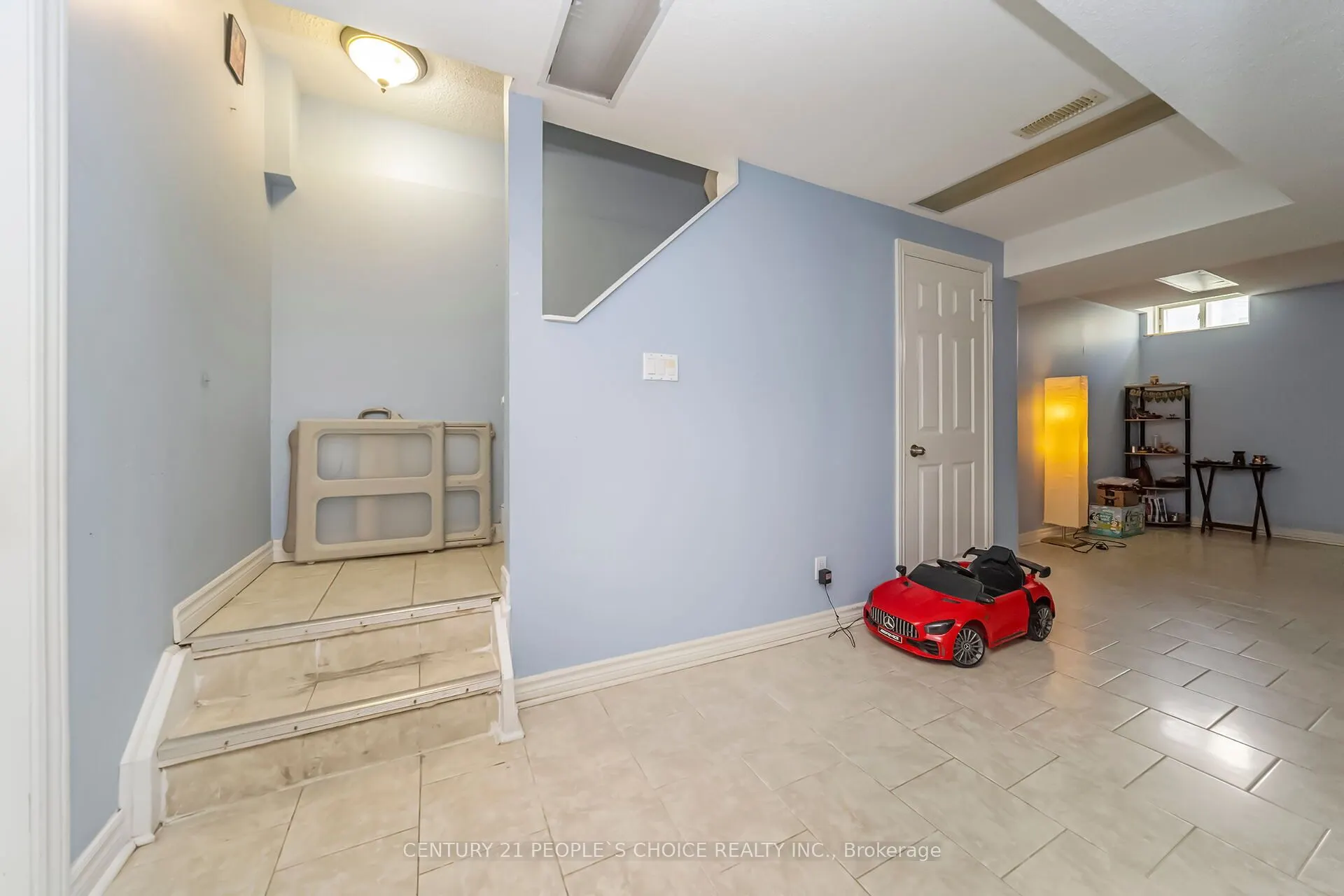 5255 Guildwood Way, #70