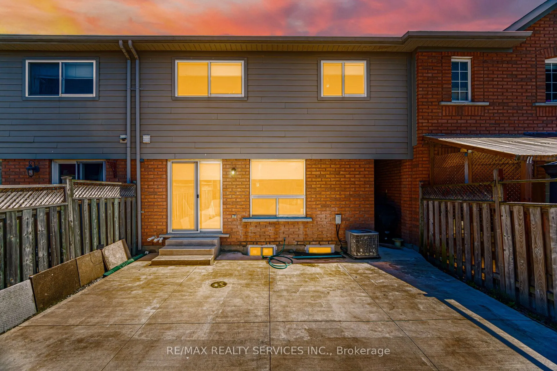 47 Heartleaf Crescent