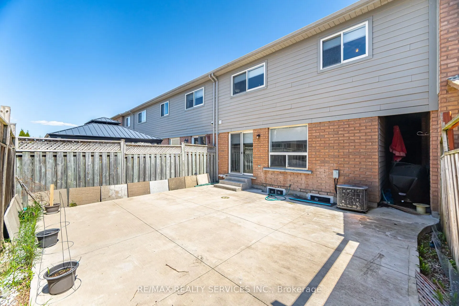 47 Heartleaf Crescent