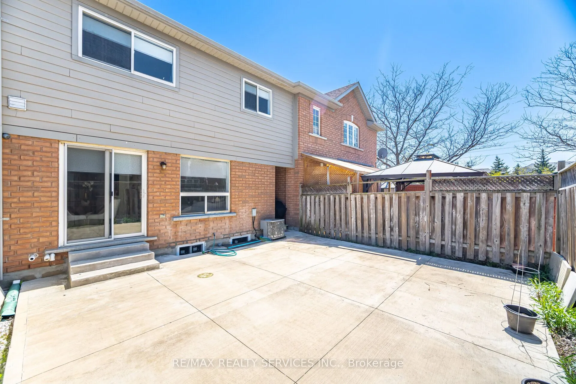 47 Heartleaf Crescent