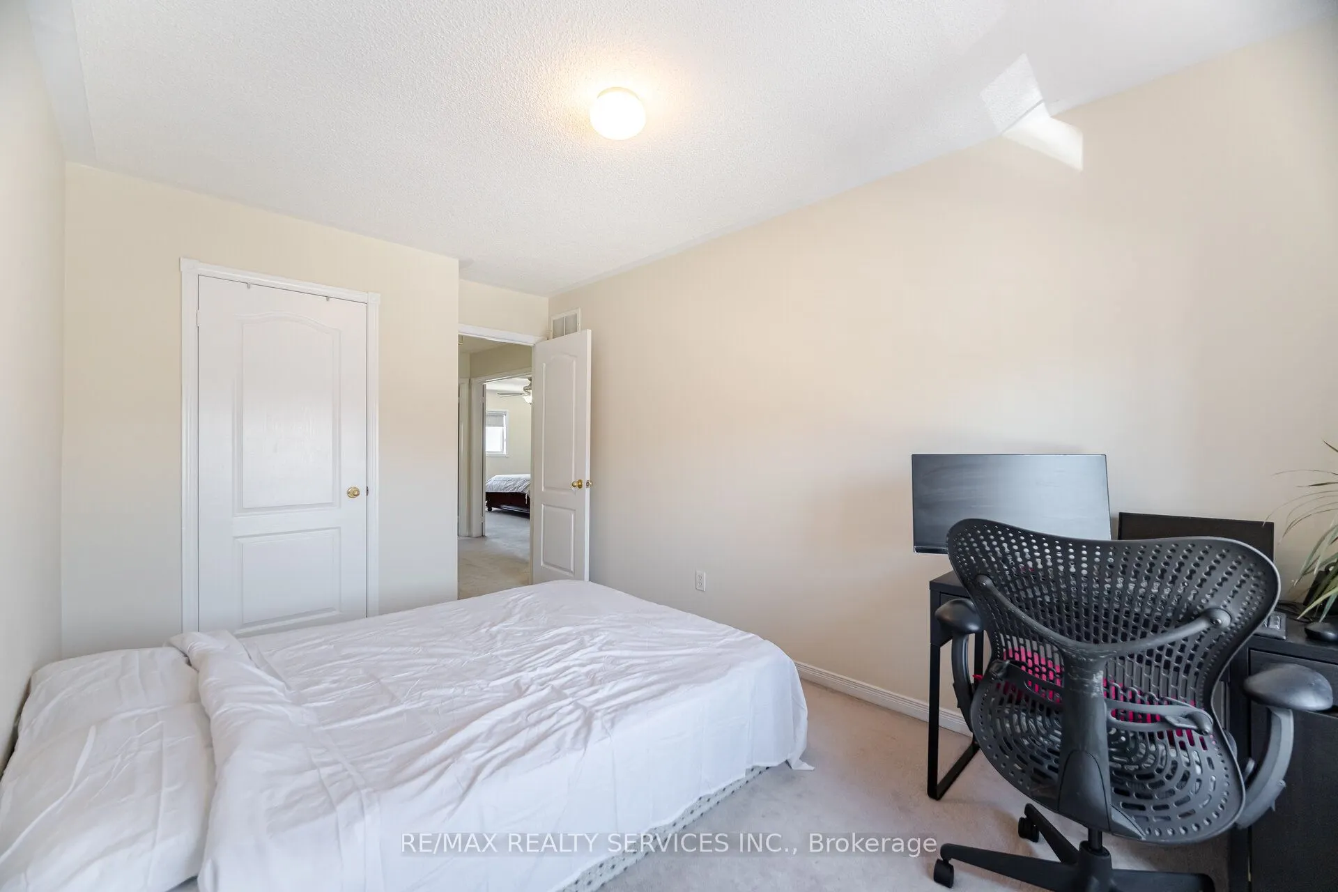 47 Heartleaf Crescent