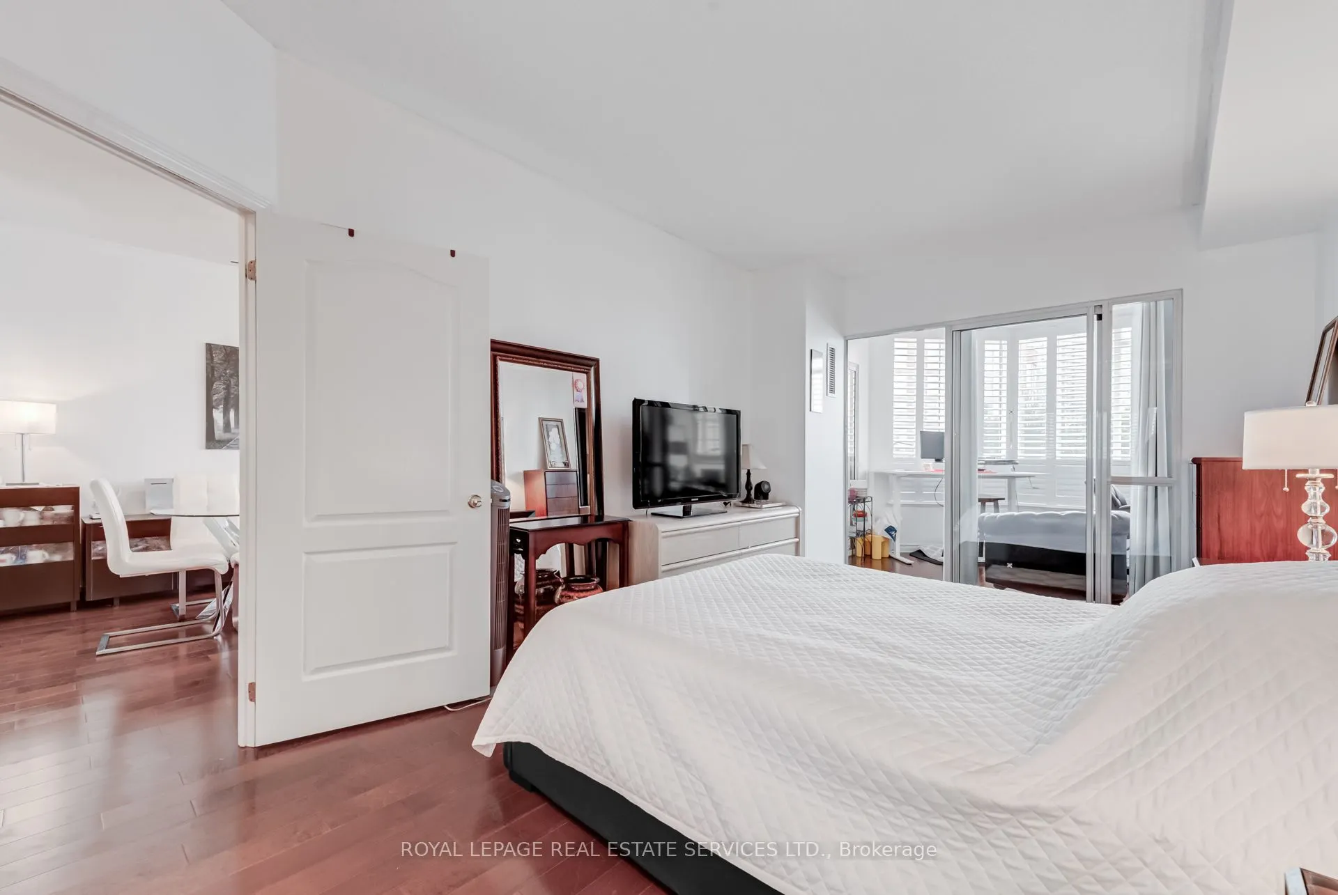 1 Ripley Avenue, #516
