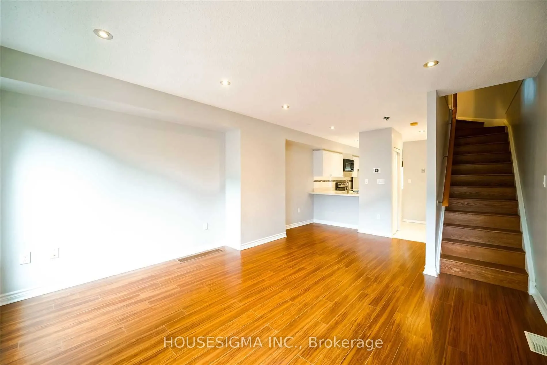 80 Strathaven Drive, #21