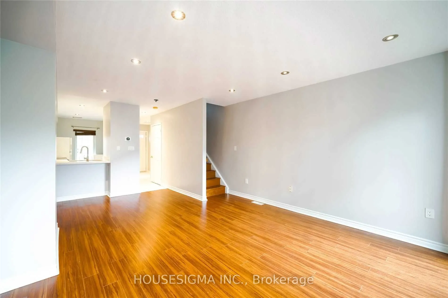 80 Strathaven Drive, #21