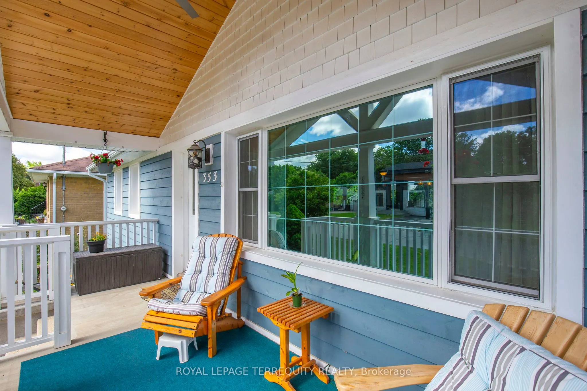 353 KINGSLEIGH Court