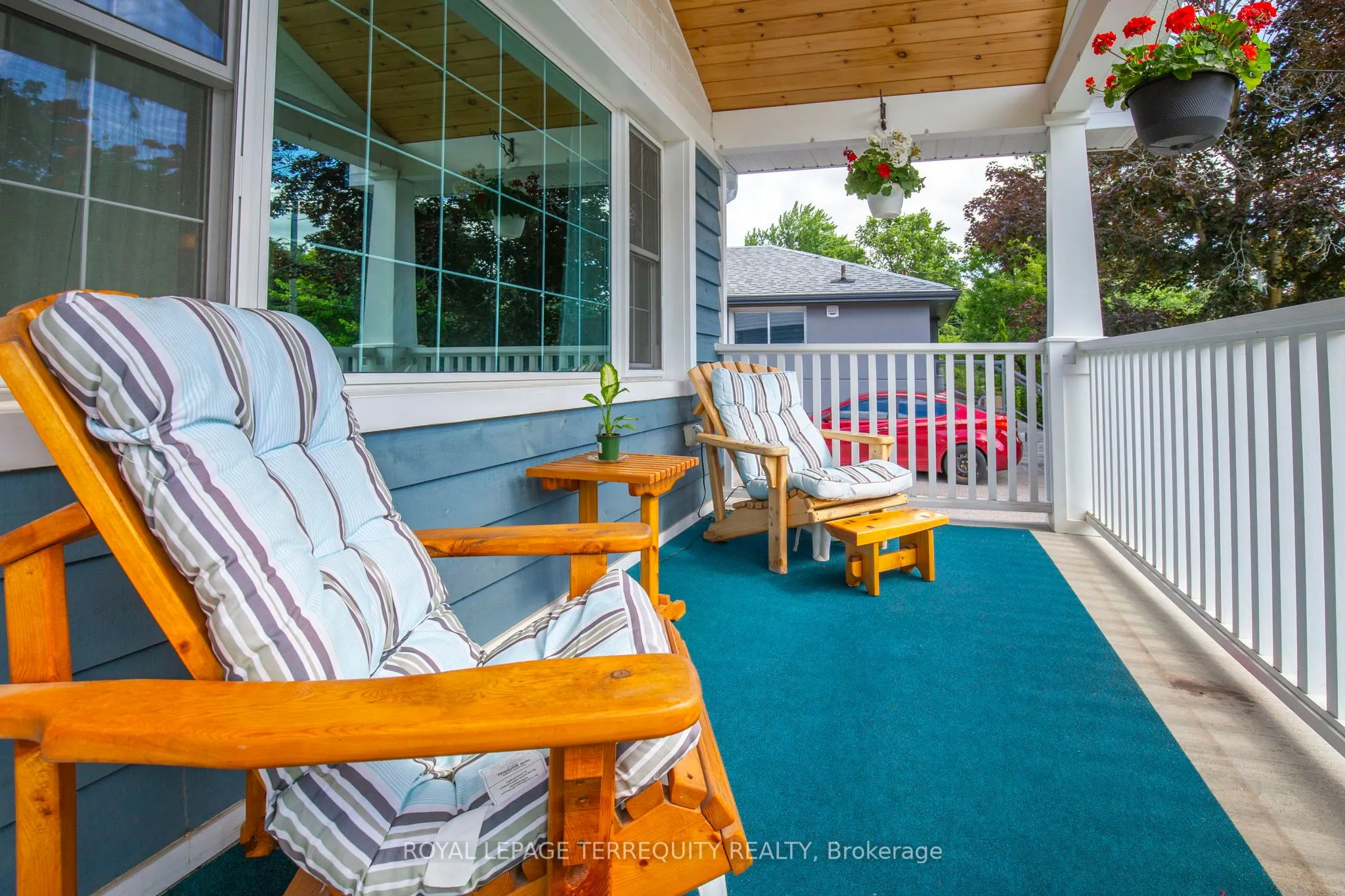 353 KINGSLEIGH Court