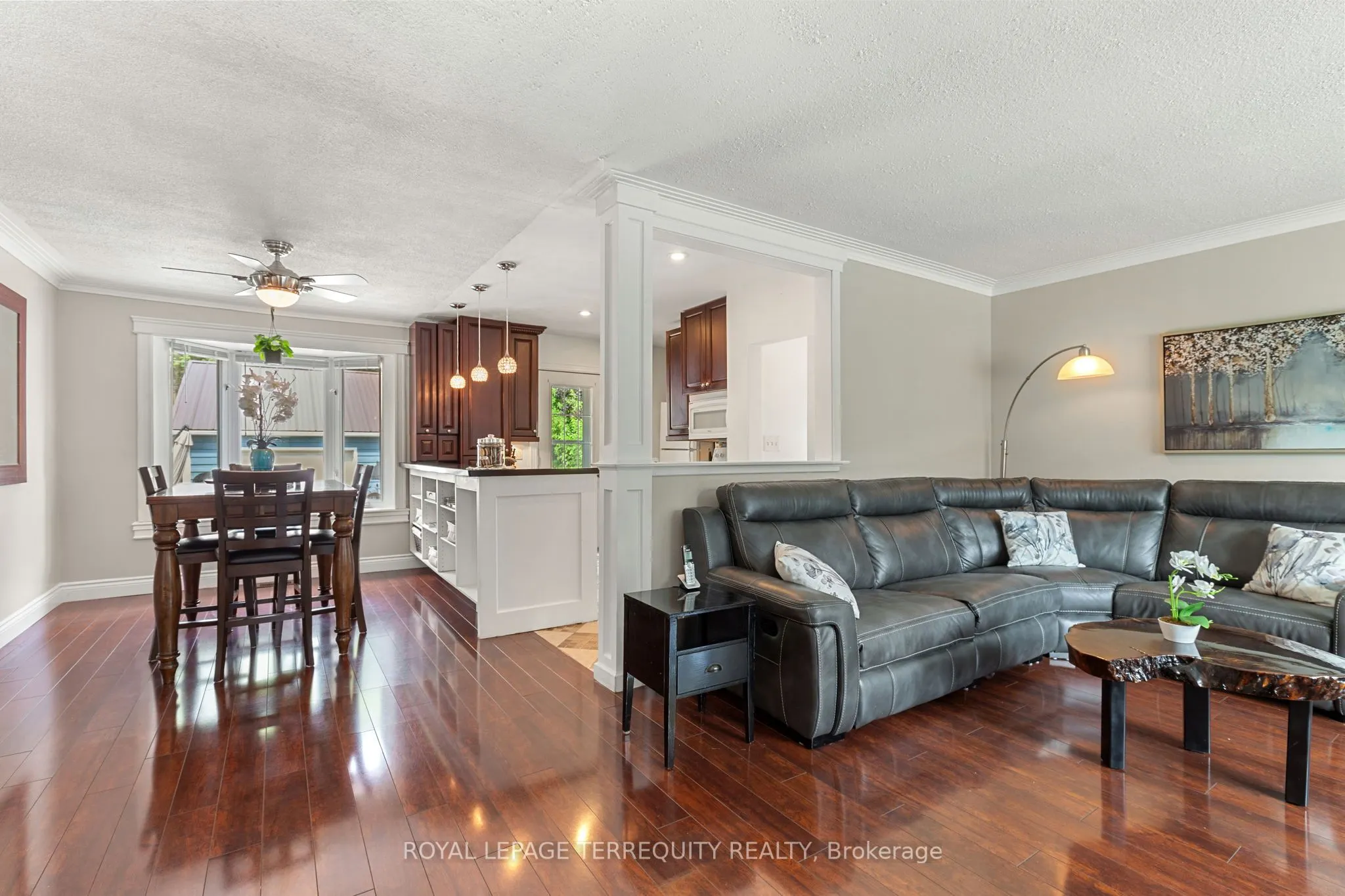 353 KINGSLEIGH Court