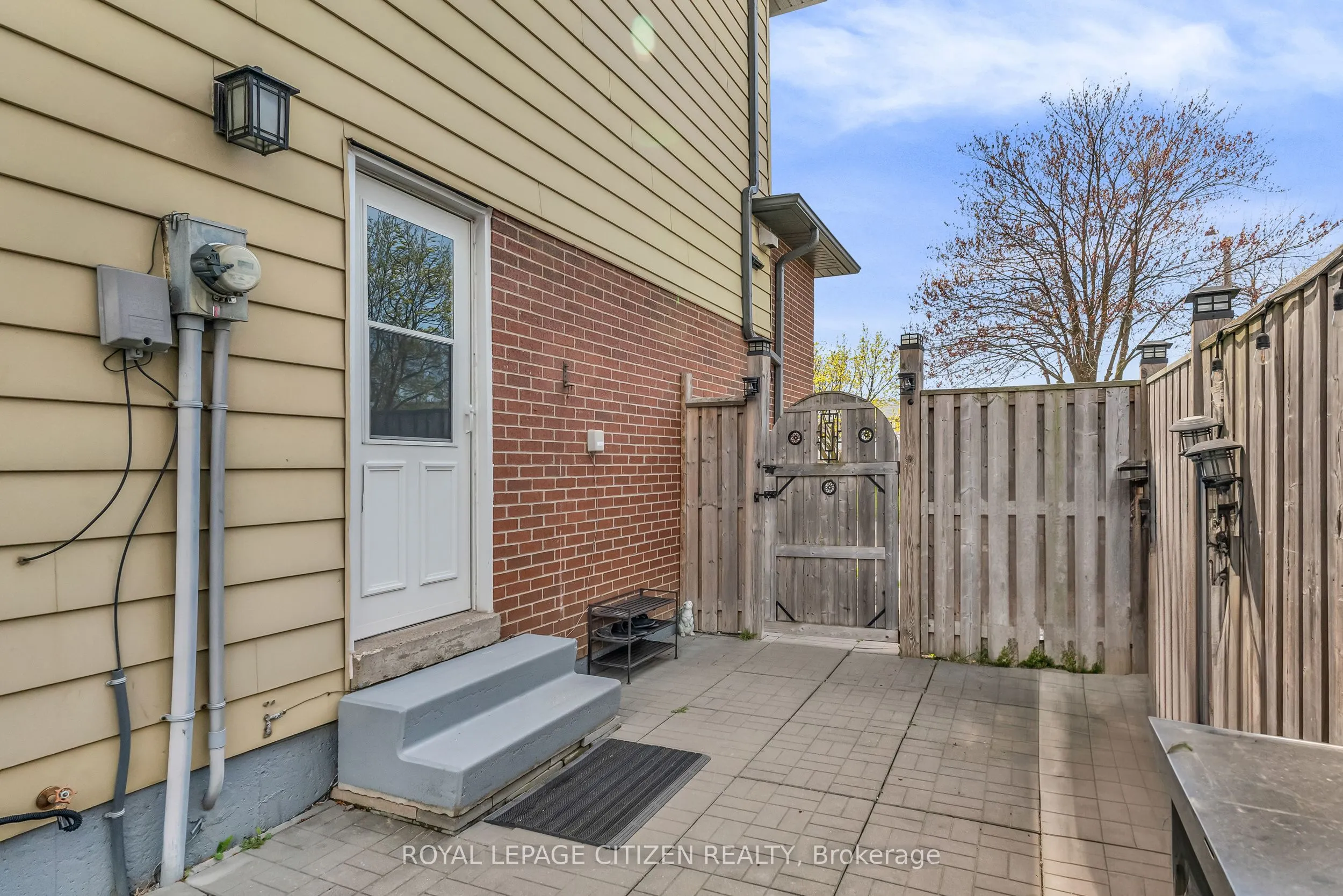 7567 Wildfern Drive