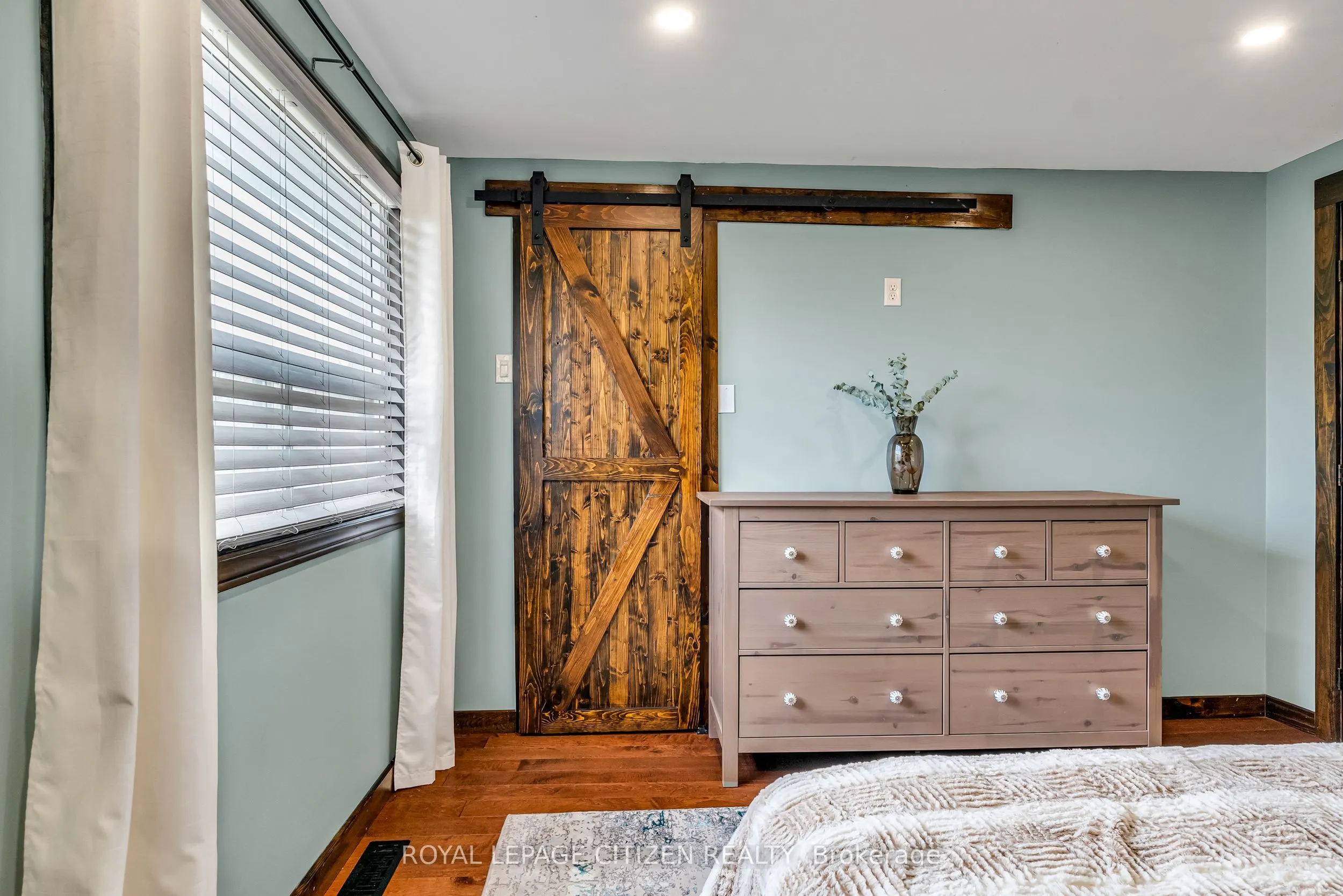 7567 Wildfern Drive