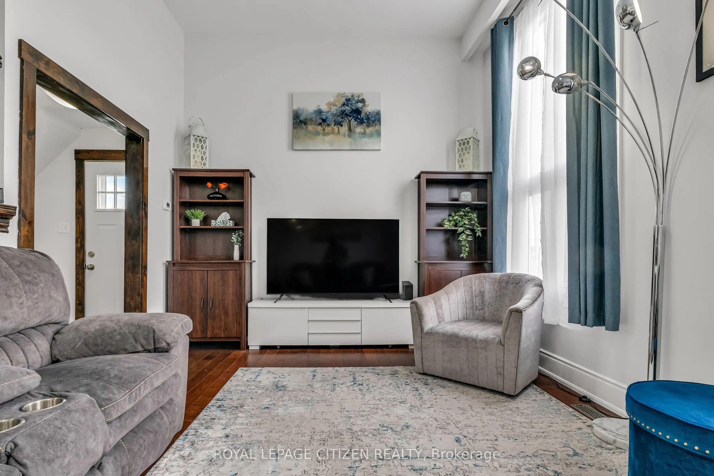 7567 Wildfern Drive