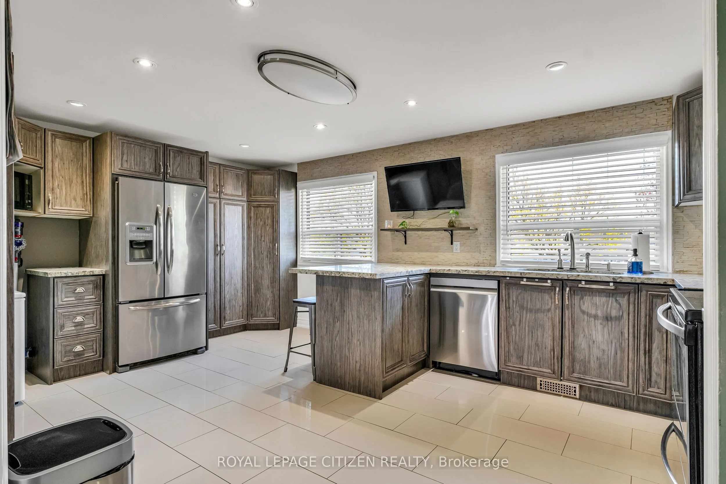 7567 Wildfern Drive