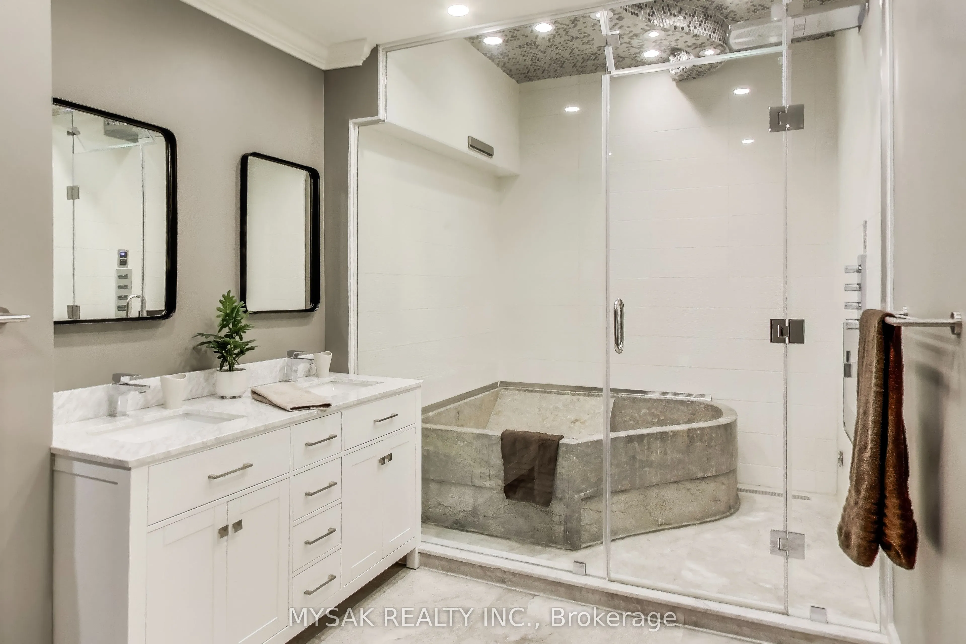 2045 Lake Shore Boulevard W, #4504