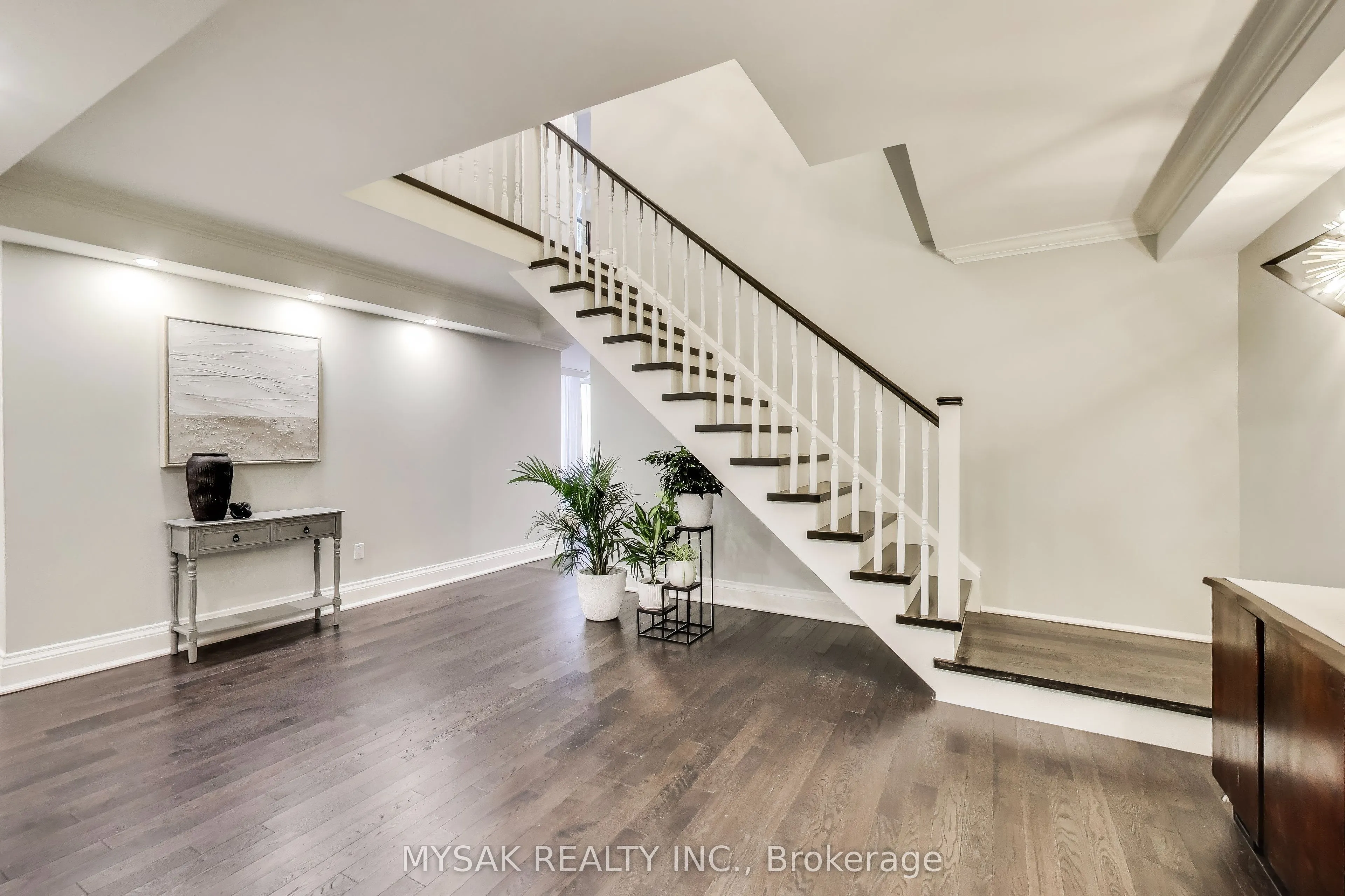 2045 Lake Shore Boulevard W, #4504