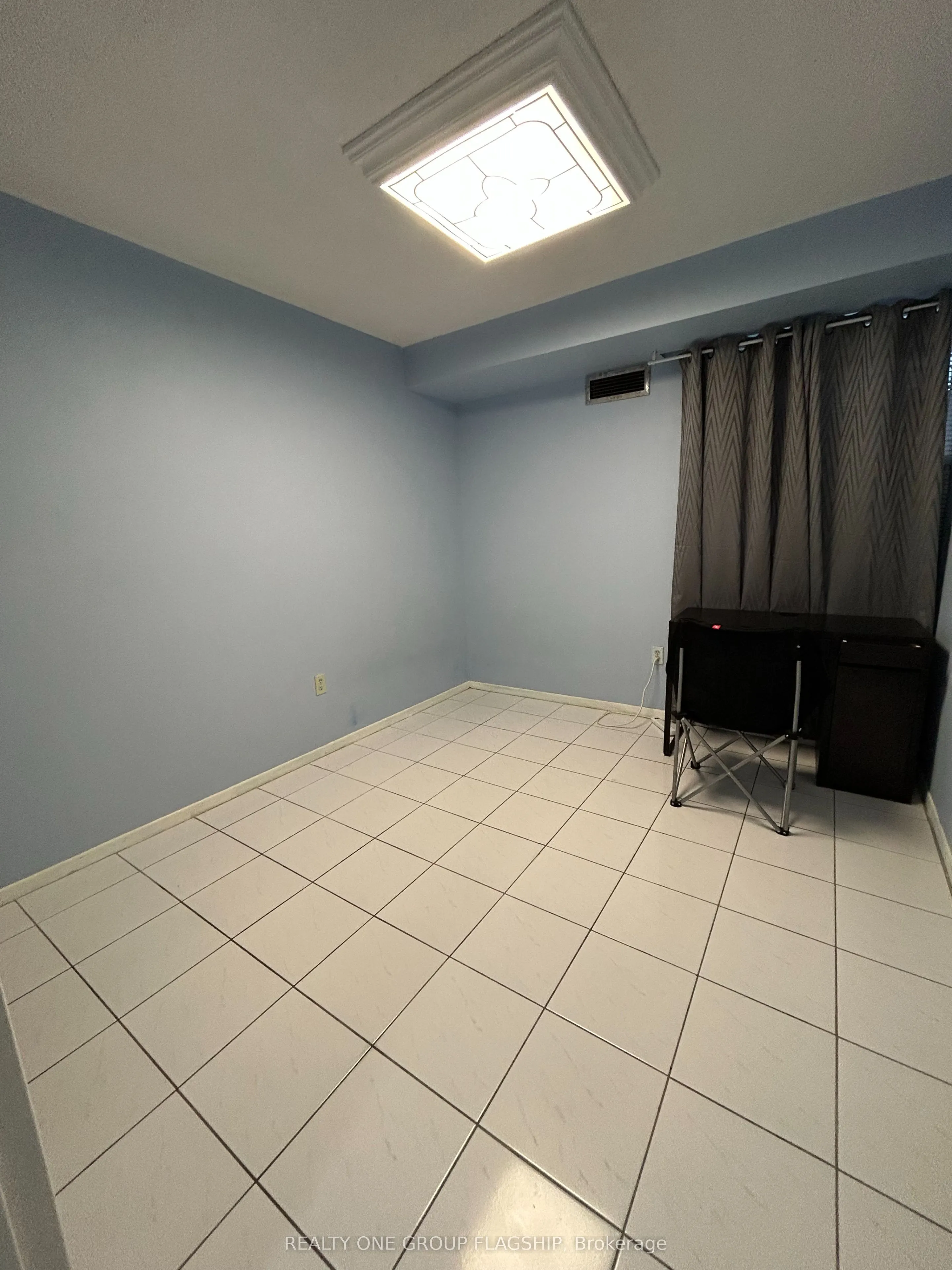 10 Tobermory Drive, #1205
