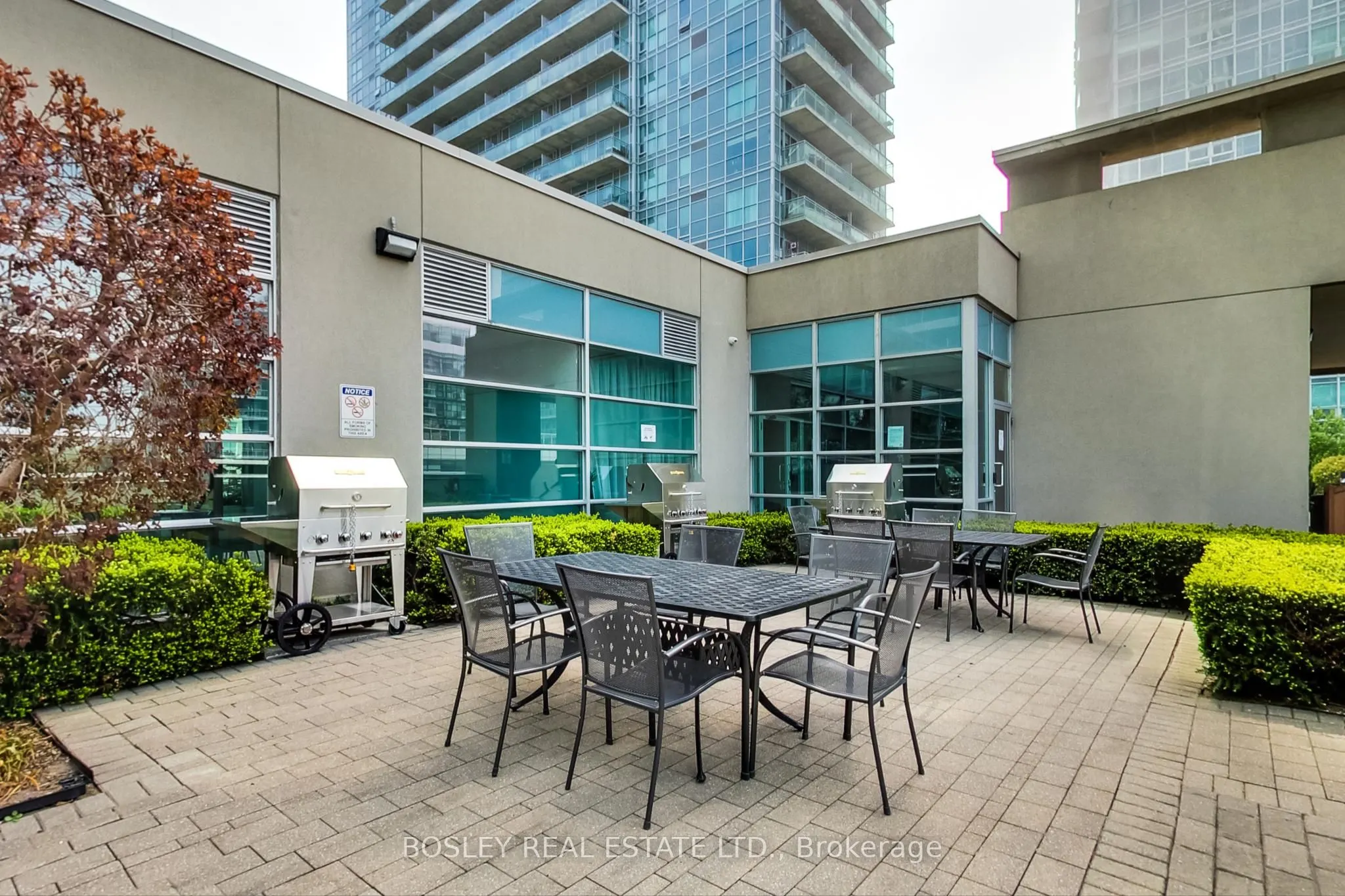 185 Legion Road N, #1607