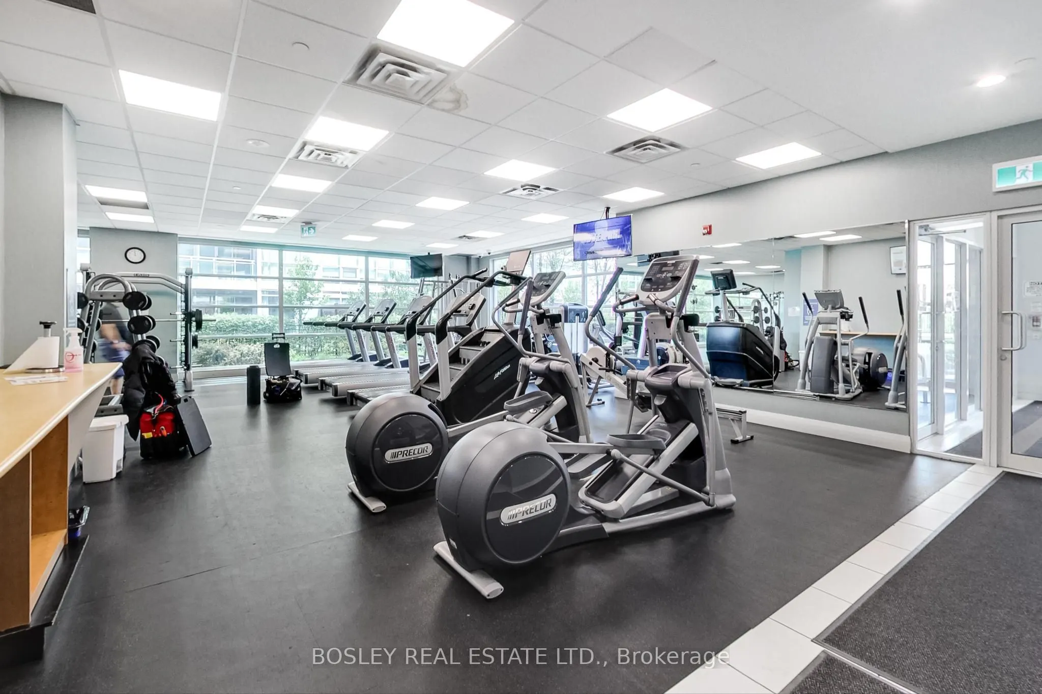 185 Legion Road N, #1607