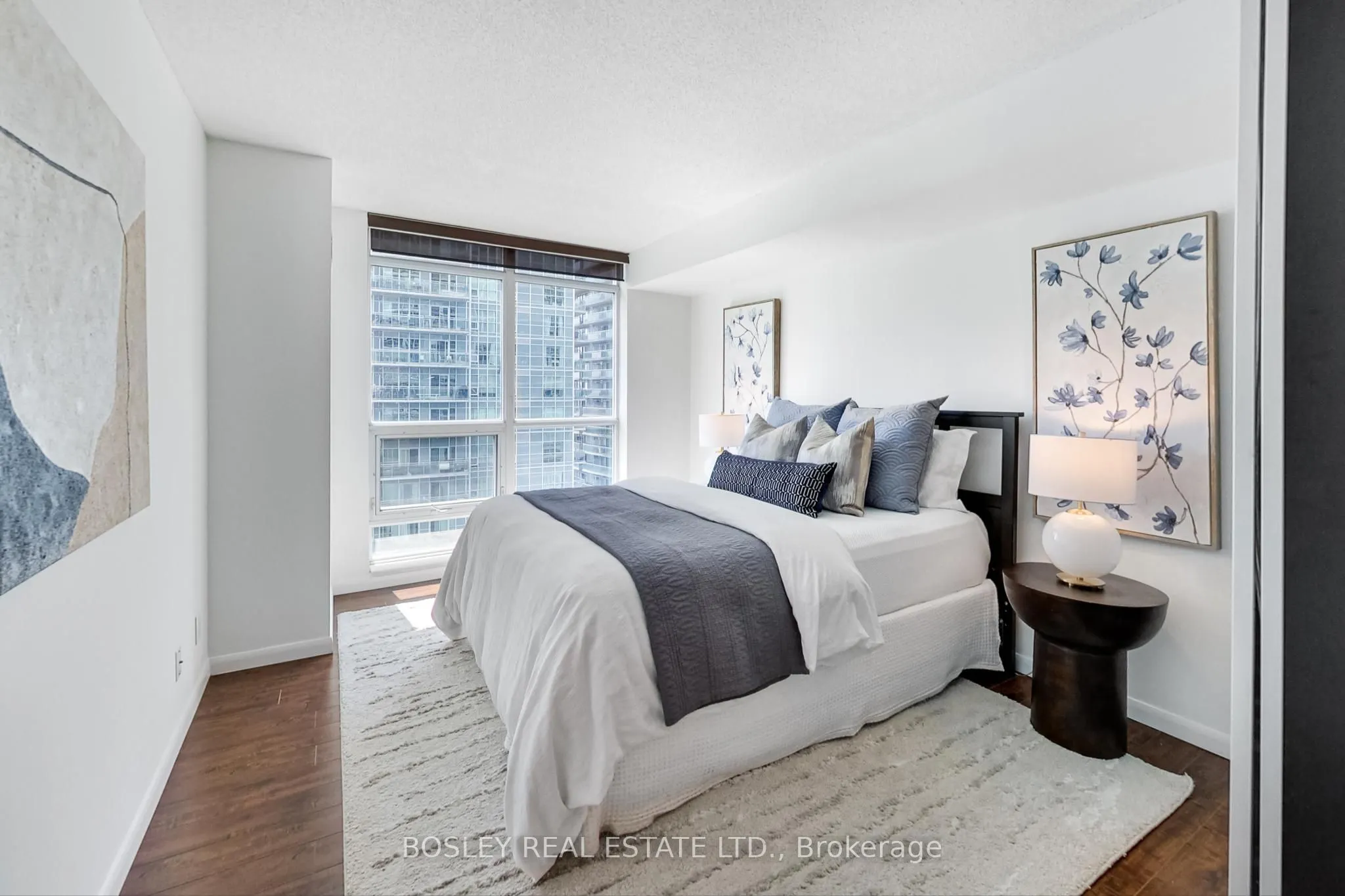 185 Legion Road N, #1607