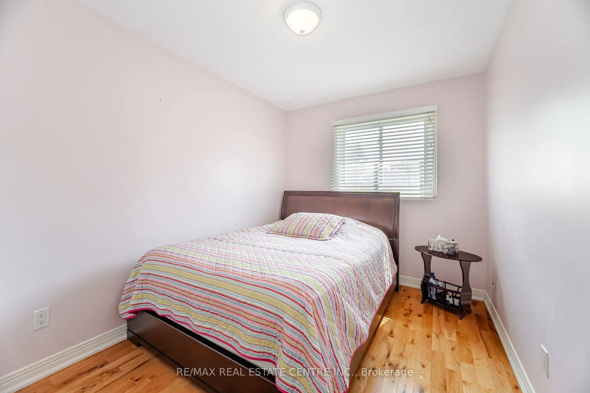 5860 Shay Downs